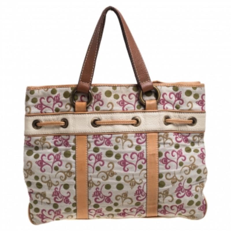 CH Carolina Herrera Multicolor Embroidered Fabric and Leather Trim Tote For Sale 3