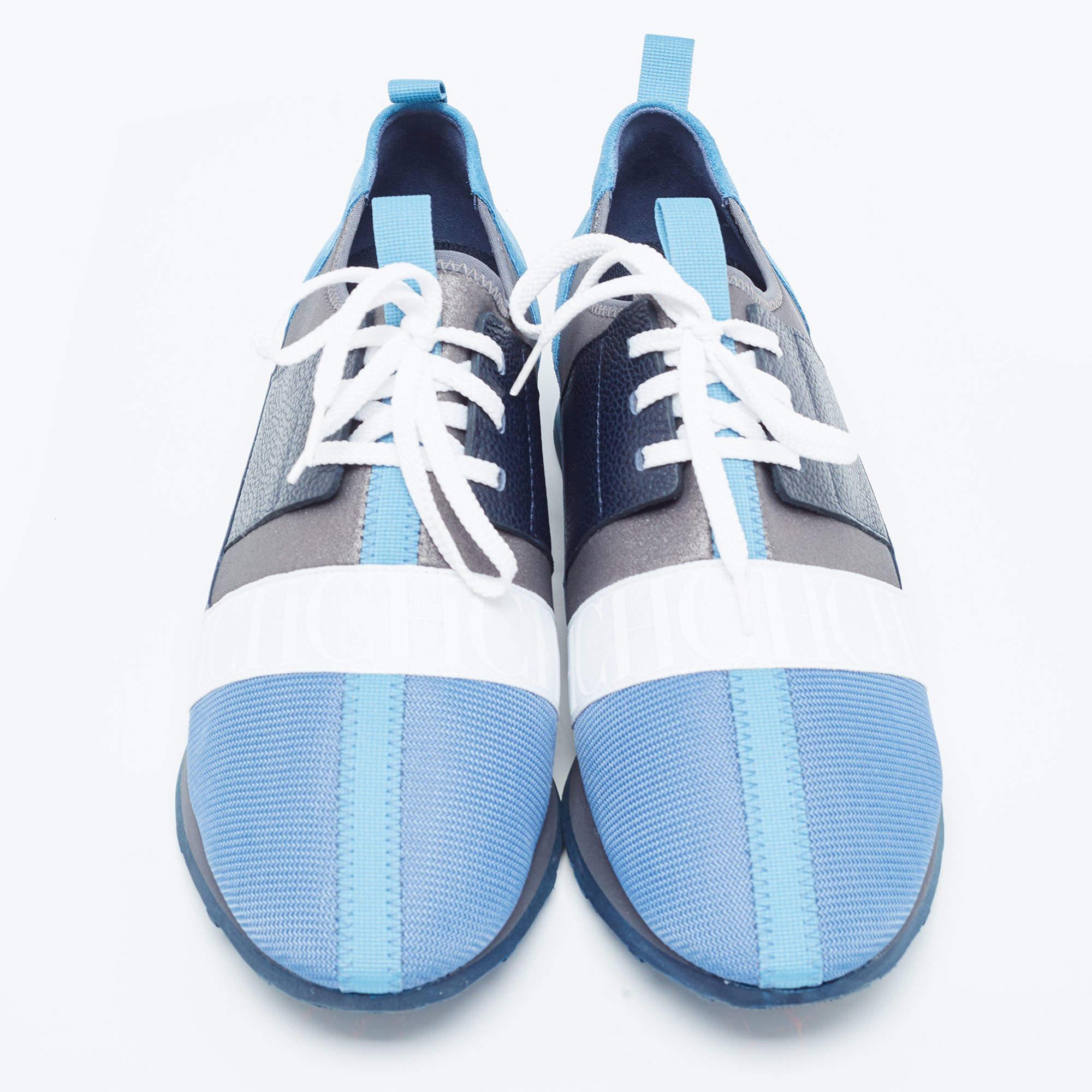 Give your outfit a chic update with this pair of designer sneakers. The creation is sewn perfectly to help you make a statement in them for a long time.

Includes: Original Dustbag

