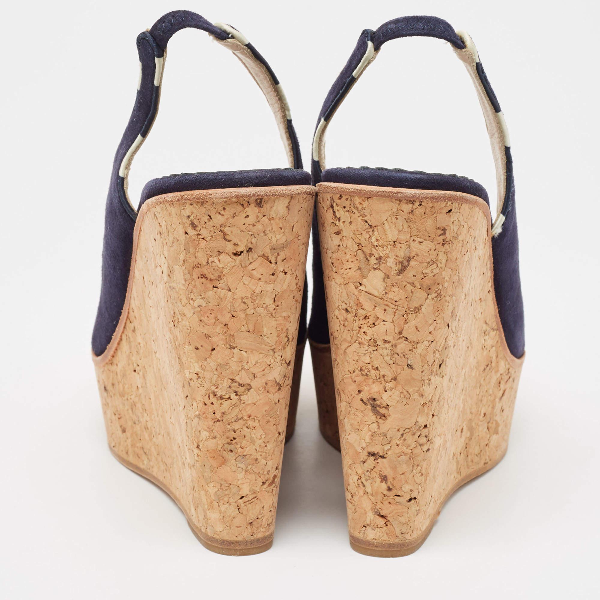 De las mujeres CH Carolina Herrera Sandalias de ante azul marino con cuña de corcho tamaño 37 en venta