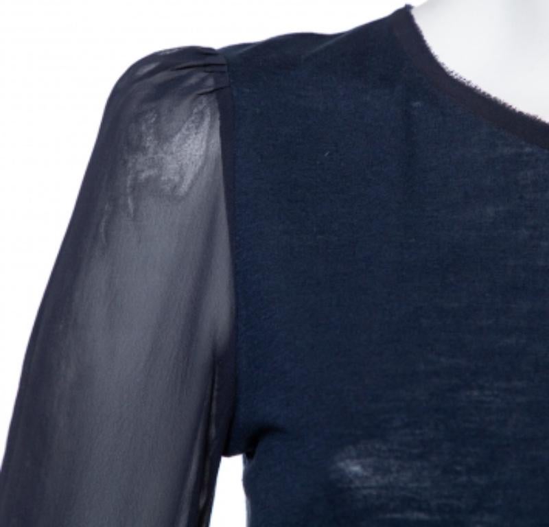 CH Carolina Herrera Navy Blue Wool & Silk Top XS In Good Condition For Sale In Dubai, Al Qouz 2