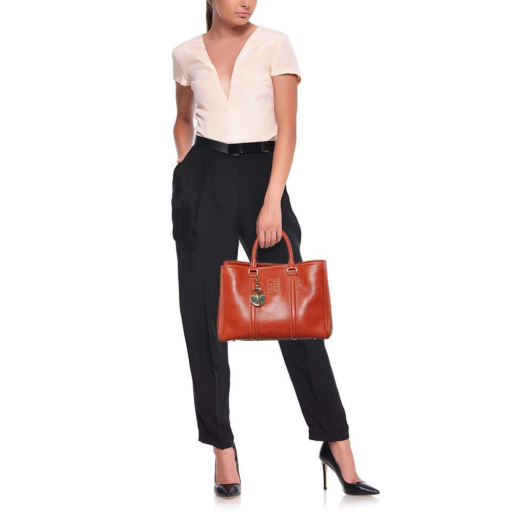 CH Carolina Herrera Orange Leather Matteo Tote In Good Condition In Dubai, Al Qouz 2