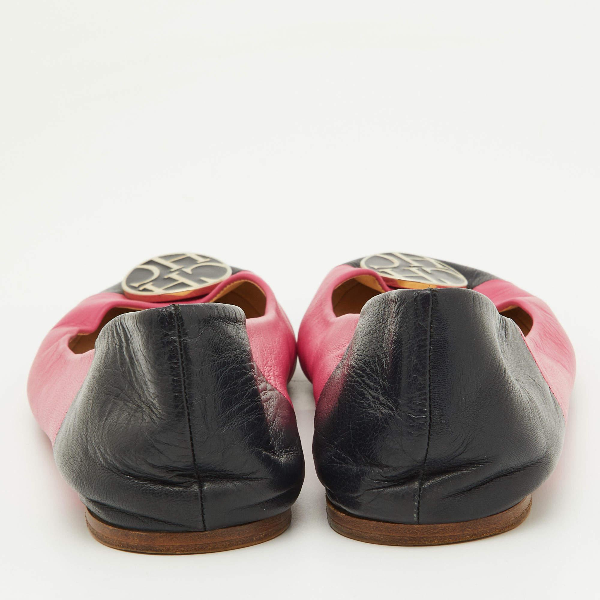 Chaussures à talon aiguille en cuir rose/noir Carolina Herrera Taille 39 Pour femmes en vente