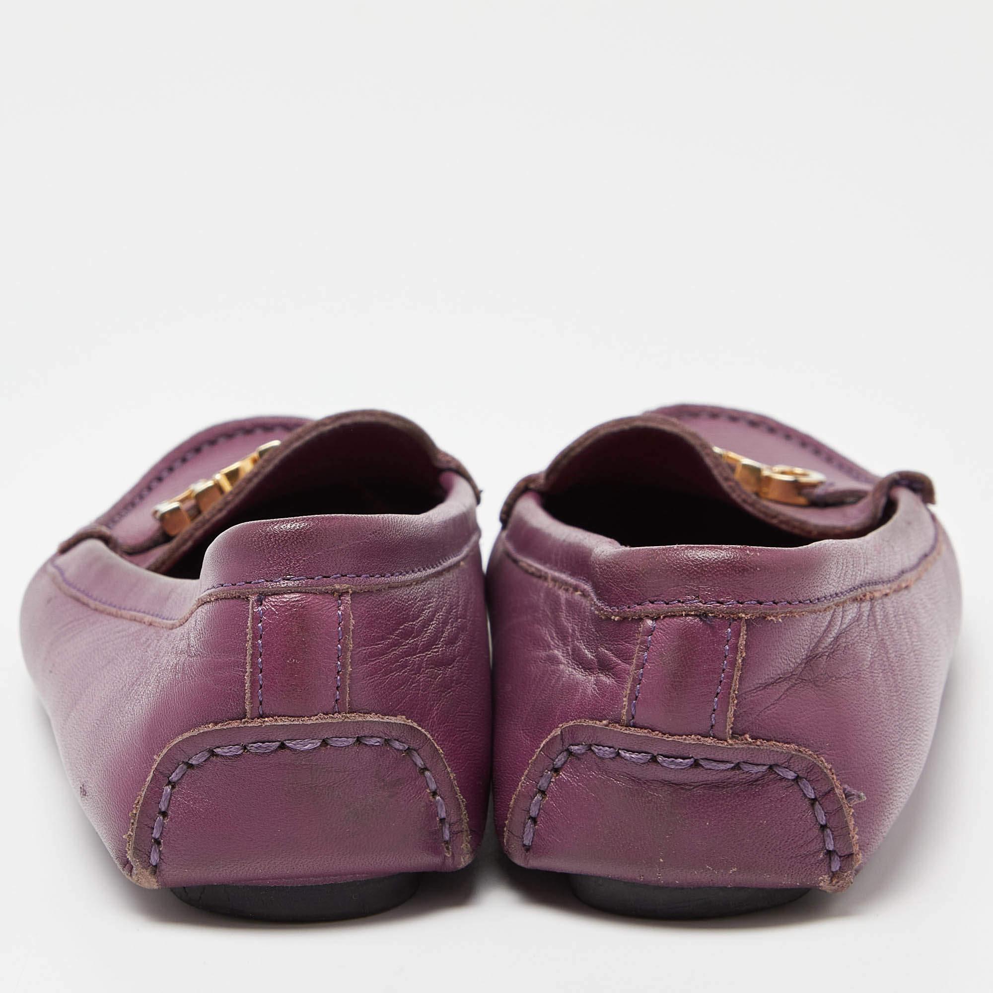 De las mujeres CH Carolina Herrera Mocasines de cuero morado con logotipo Talla 37 en venta