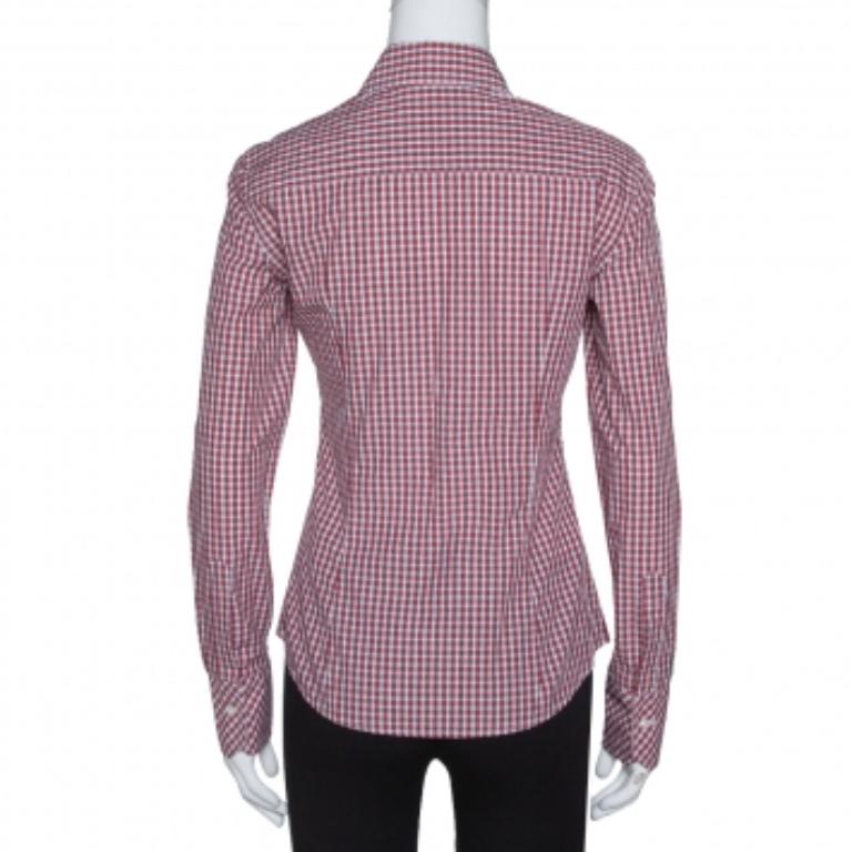 CH Carolina Herrera Red Checked Cotton Long Sleeve Shirt S In Excellent Condition For Sale In Dubai, Al Qouz 2