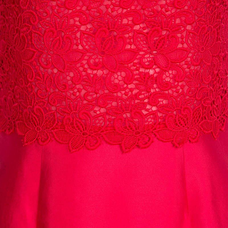 Women's CH Carolina Herrera Red Lace and Organza Sleeveless Sheath Dress S For Sale