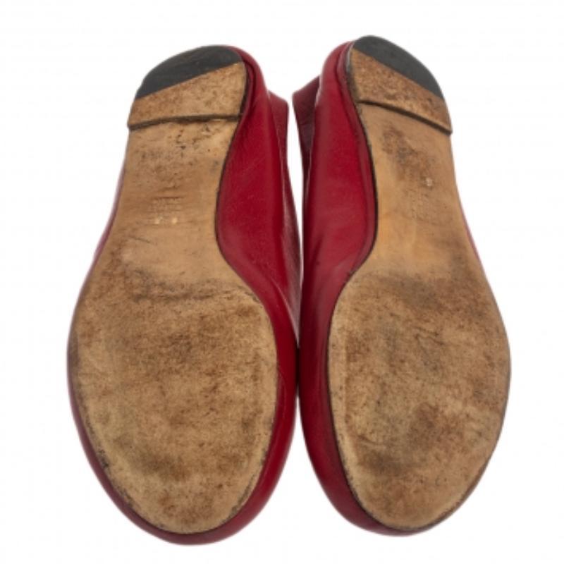 CH Carolina Herrera Red Leather Logo Ballet Flats Size 37 For Sale 2