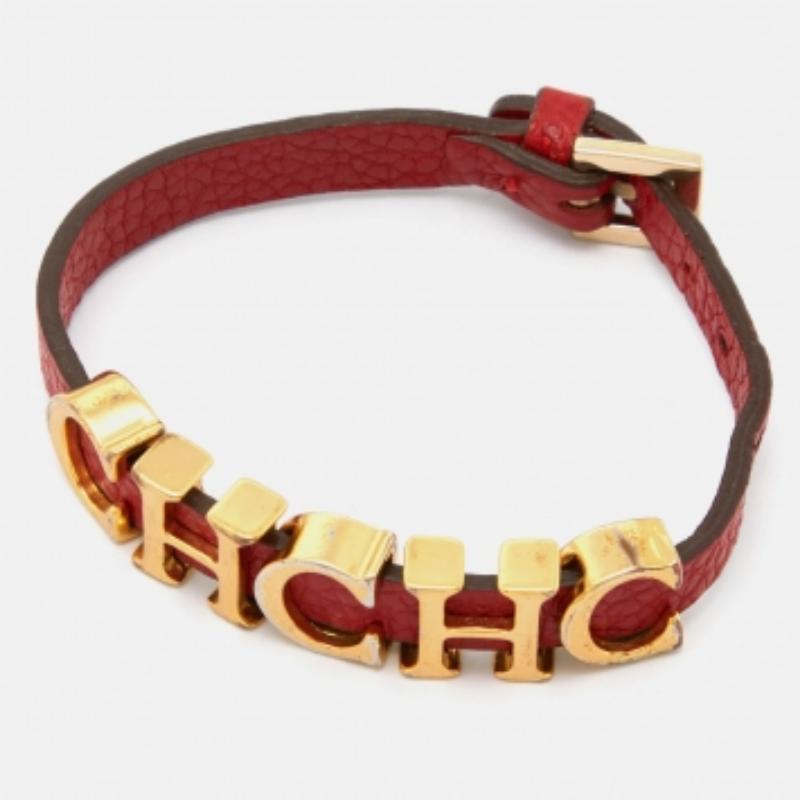 CH Carolina Herrera - Bracelet en cuir rouge avec logo Bon état - En vente à Dubai, Al Qouz 2