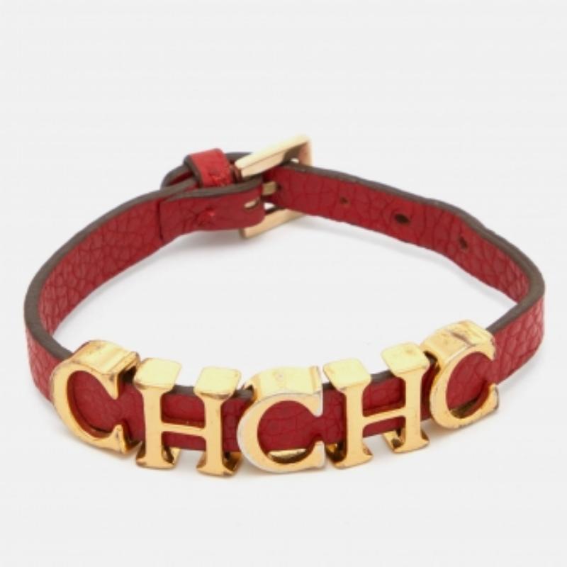CH Carolina Herrera - Bracelet en cuir rouge avec logo en vente 1