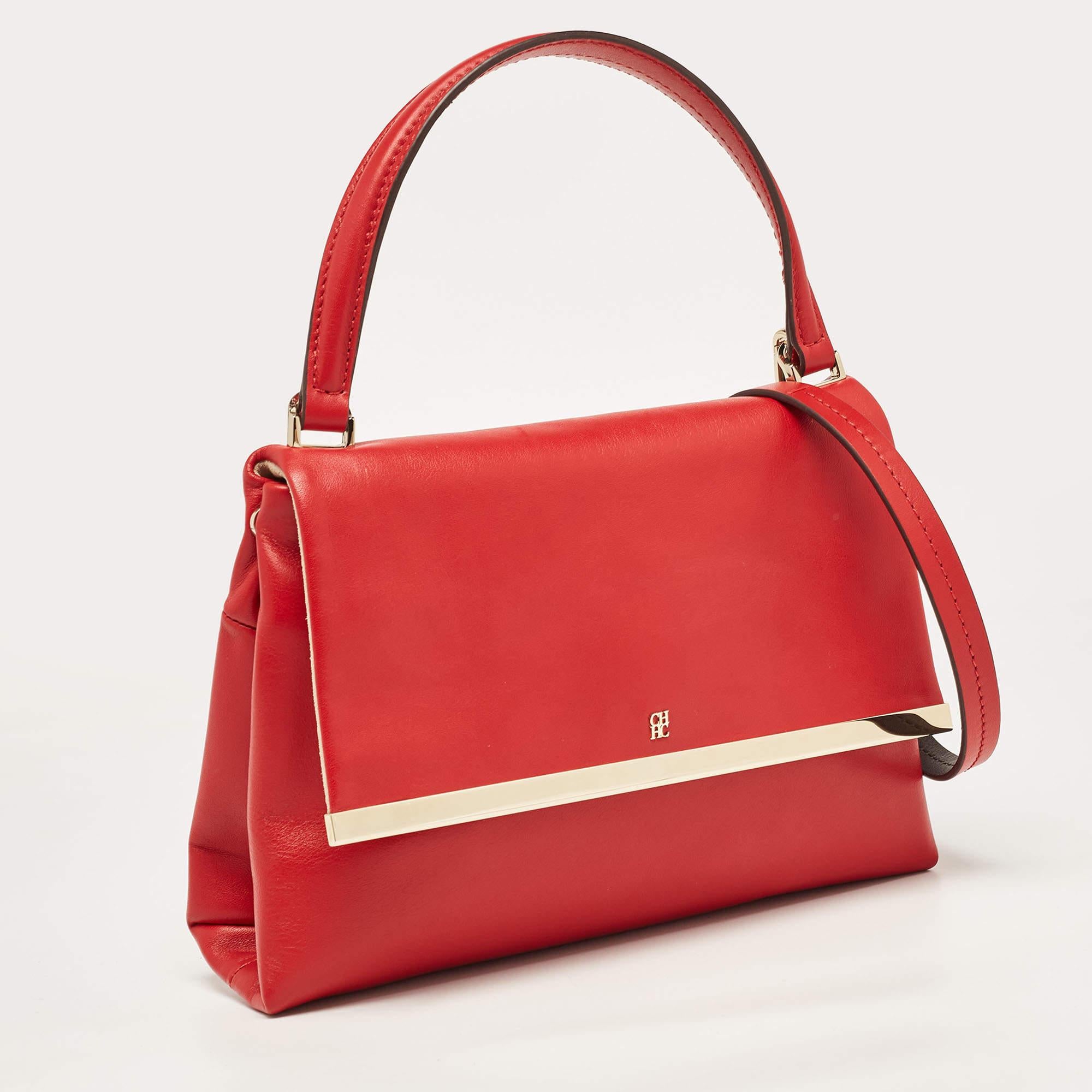 CH Carolina Herrera Red Leather Metal Bar Flap Top Handle Bag In Excellent Condition For Sale In Dubai, Al Qouz 2