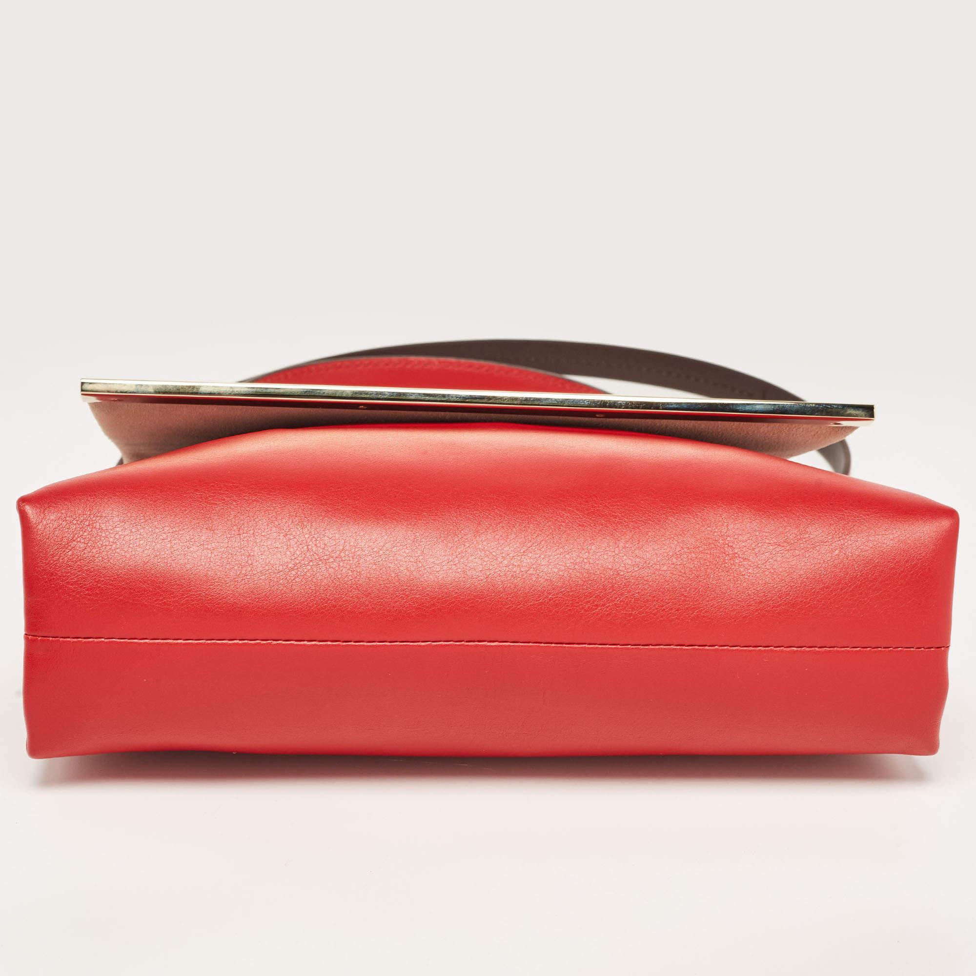 CH Carolina Herrera Red Leather Metal Bar Flap Top Handle Bag For Sale 2