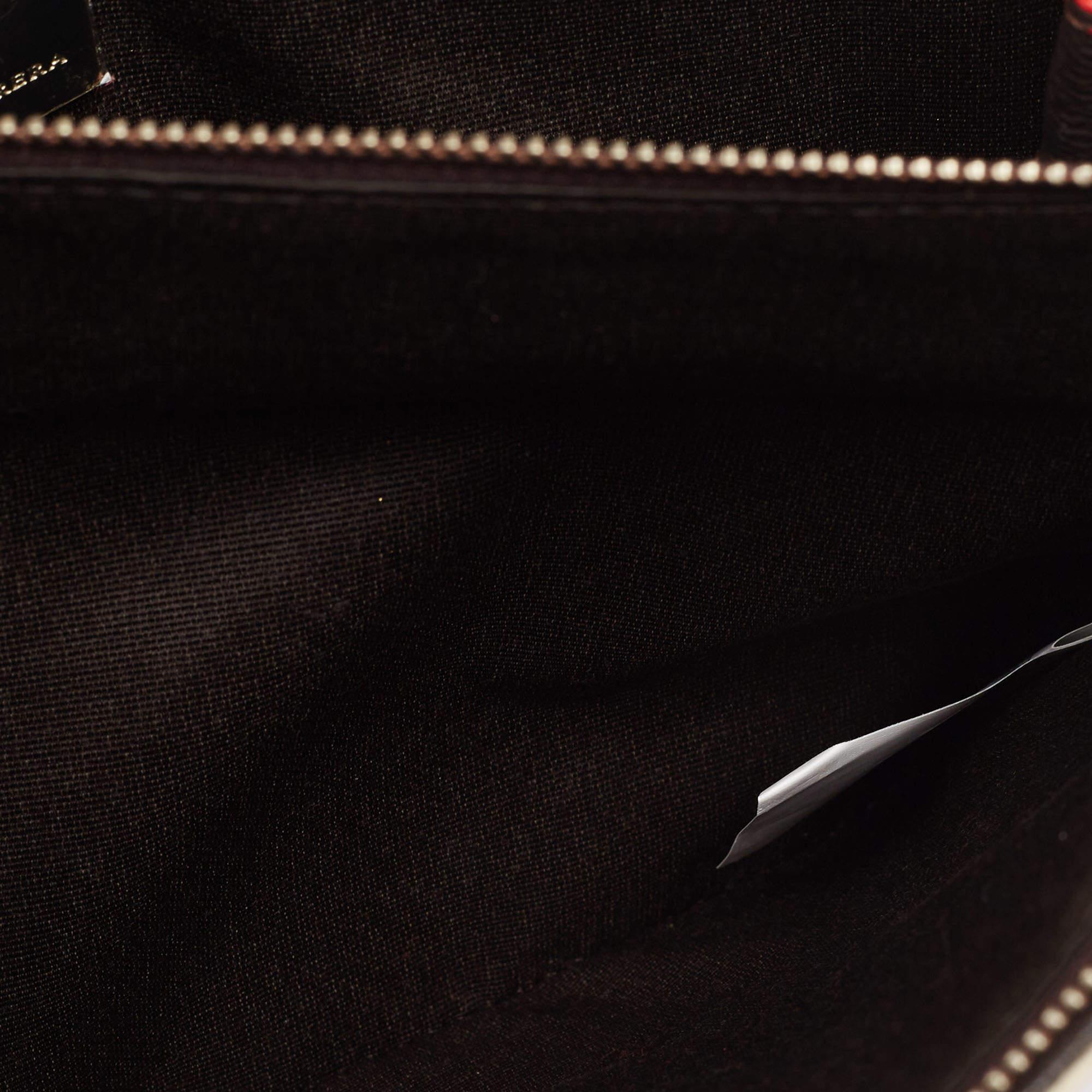 CH Carolina Herrera Signature Coated Canvas and Leather Envelope Shoulder Bag For Sale 4