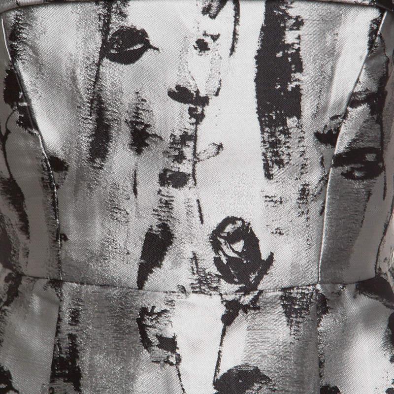 CH Carolina Herrera Silver and Black Floral Jacquard Strapless Dress S In Excellent Condition In Dubai, Al Qouz 2