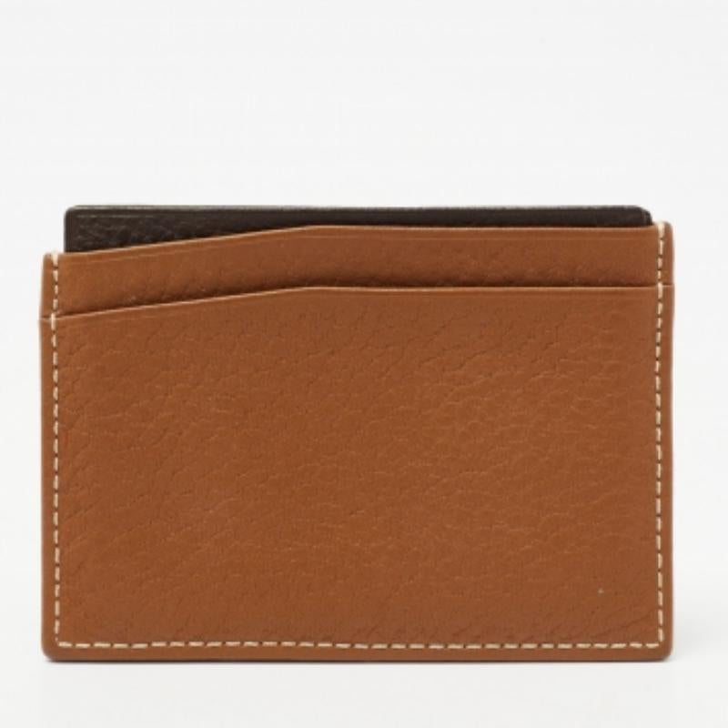 Women's CH Carolina Herrera Tan Monogram Embossed Leather Card Holder For Sale