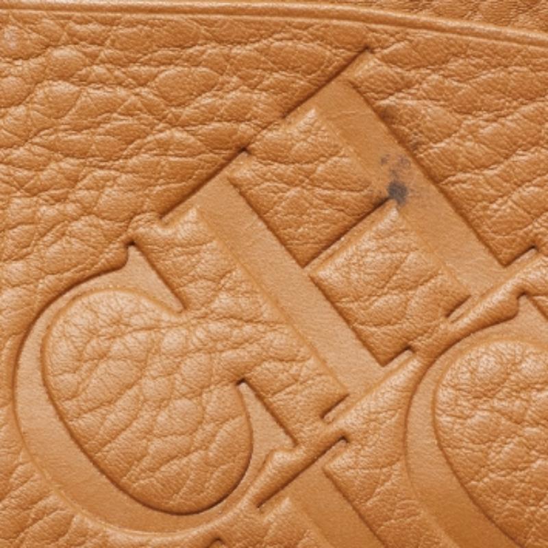 CH Carolina Herrera Tan Monogram Embossed Leather Card Holder For Sale 3