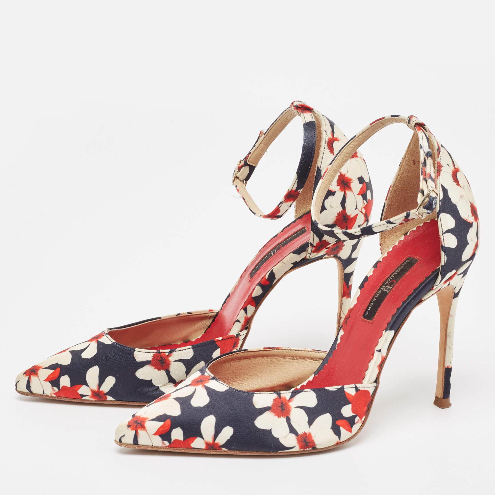 Make a chic style statement with these designer pumps. They showcase sturdy heels and durable soles, perfect for your fashionable outings!