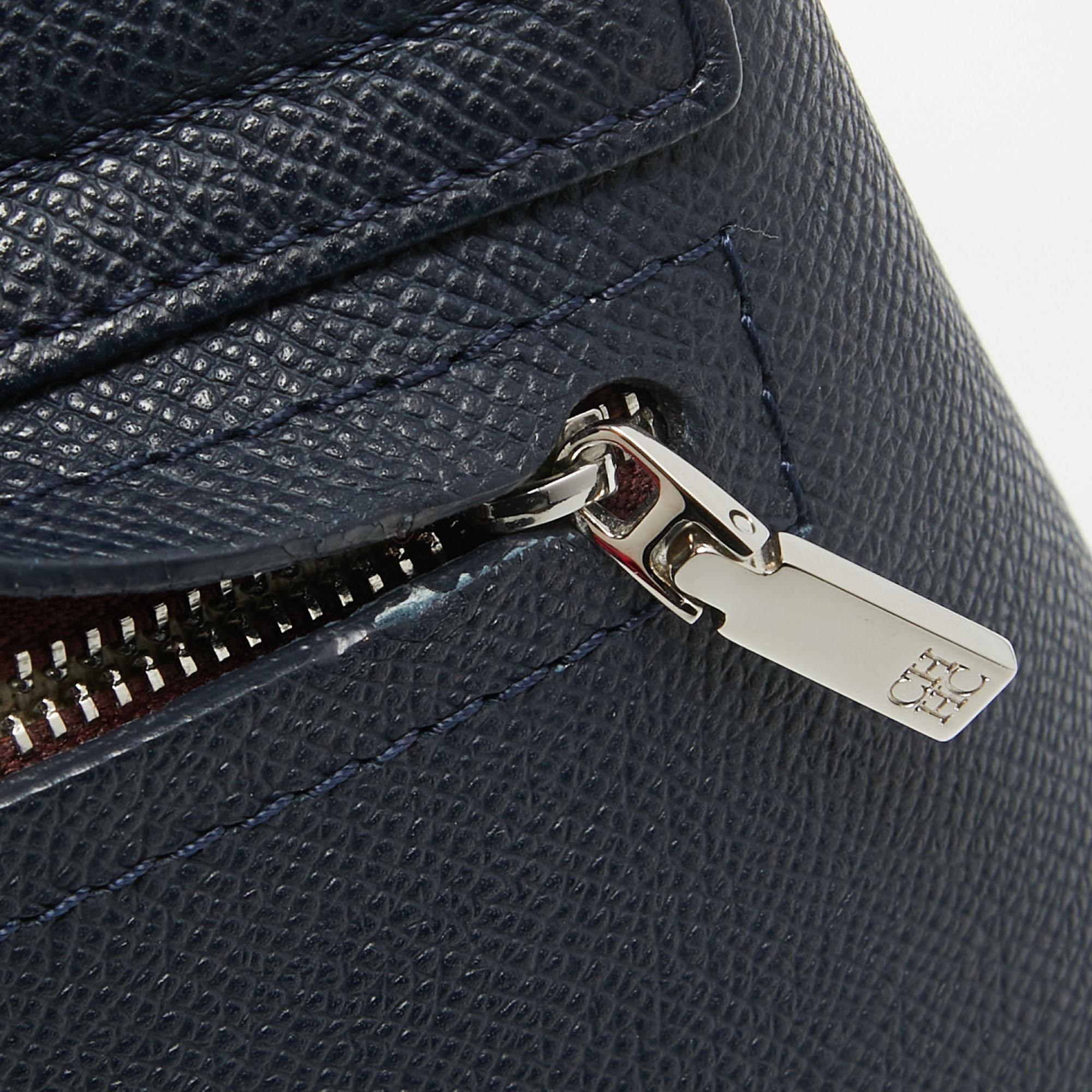 CH Carolina Herrera Two Tone Blue Monogram Leather Top Handle Bag In Good Condition For Sale In Dubai, Al Qouz 2
