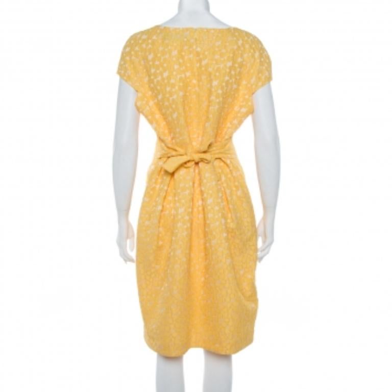CH Carolina Herrera Jaune Robe fourreau en jacquard floral XL Excellent état - En vente à Dubai, Al Qouz 2