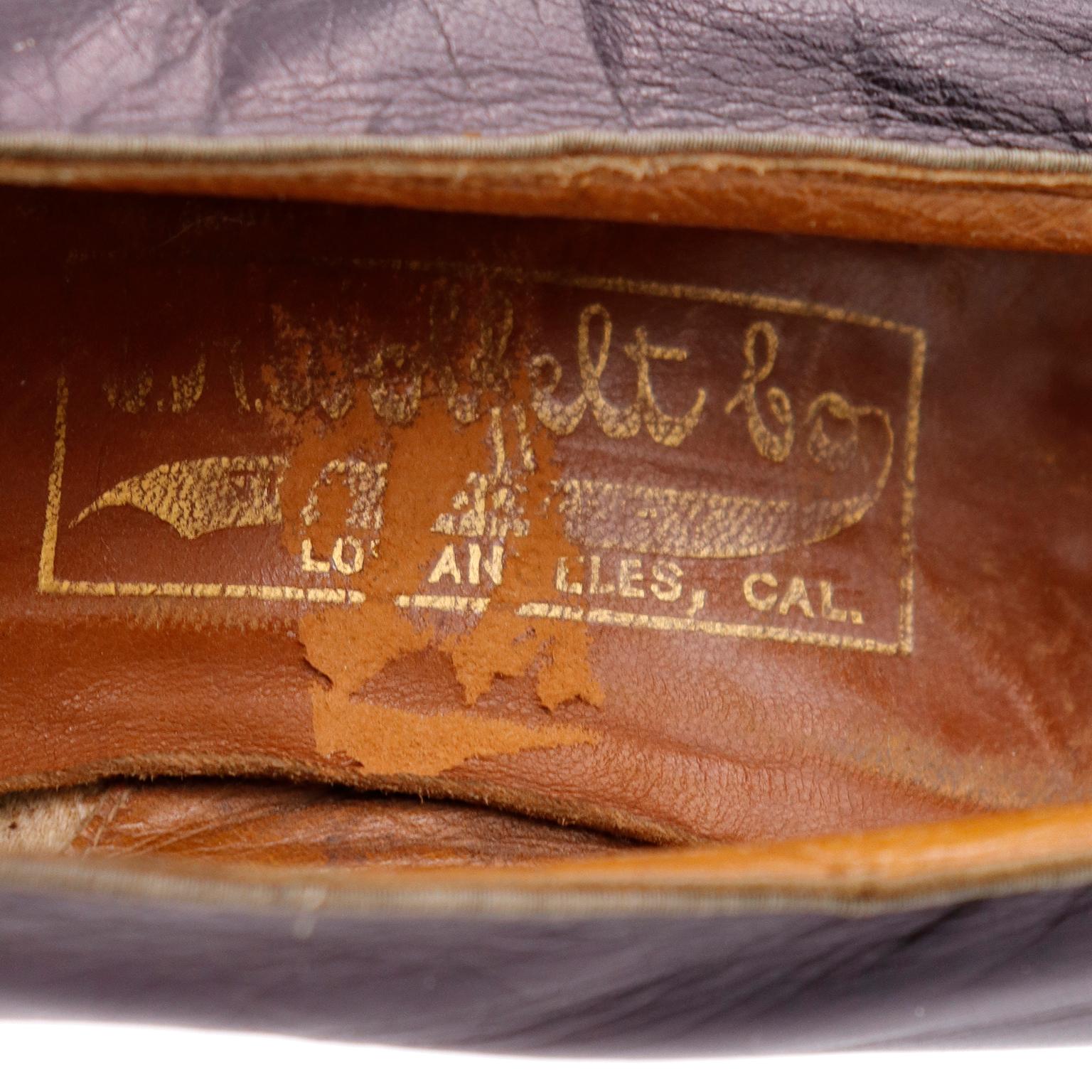 CH Wolfelt Co. Edwardianische Schuhe aus lila Leder mit goldener Metallperlenstickerei aus Leder im Angebot 7