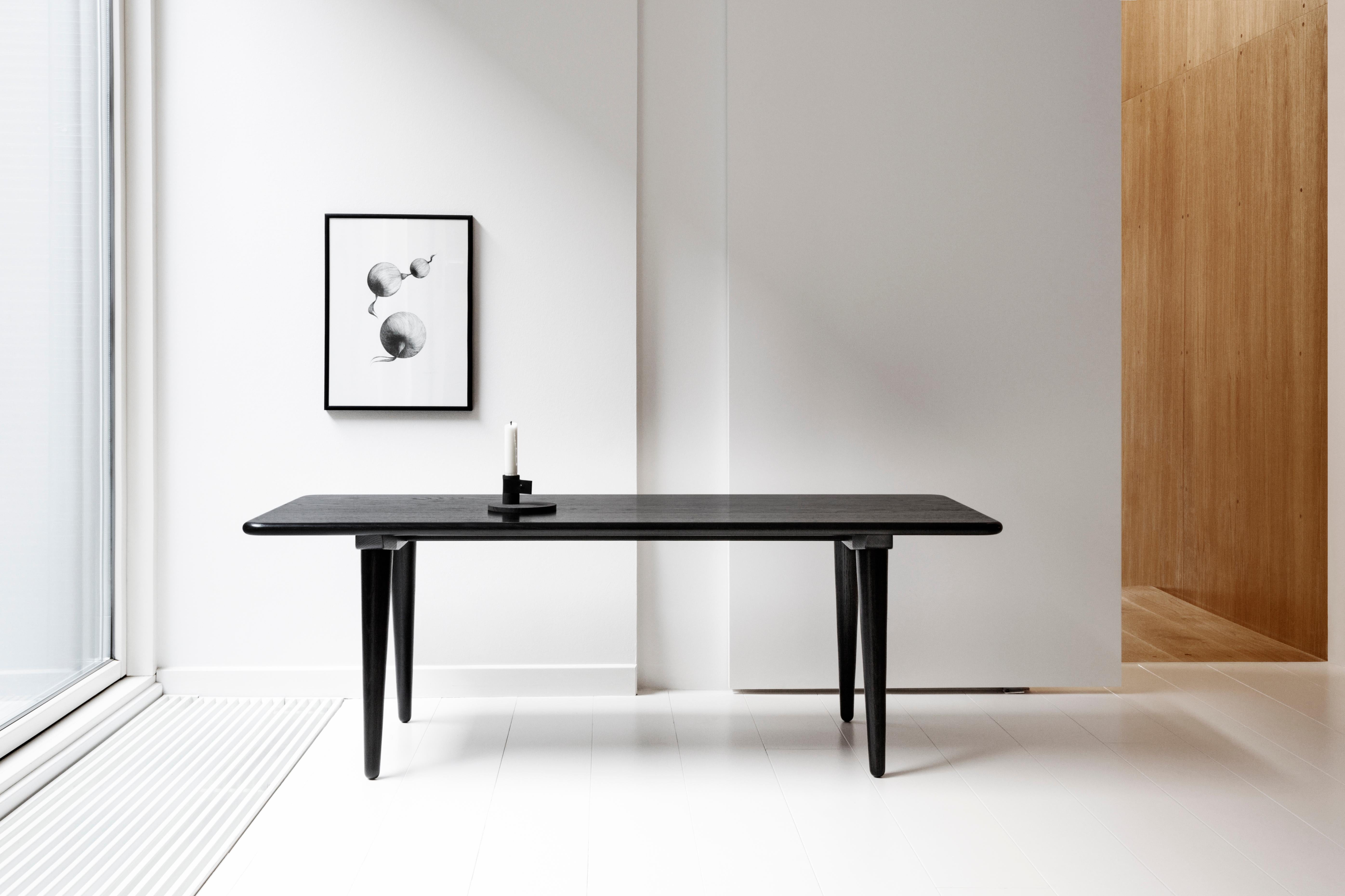 CH011 Coffee Table in Wood by Hans J. Wegner In New Condition In Burlington, NJ