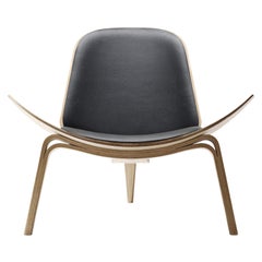 CH07 Shell Chair in Oak White Oil with Leather Seat by Hans J. Wegner