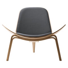 CH07 Shell Chair in Oak White Oil with Foam Seat by Hans J. Wegner