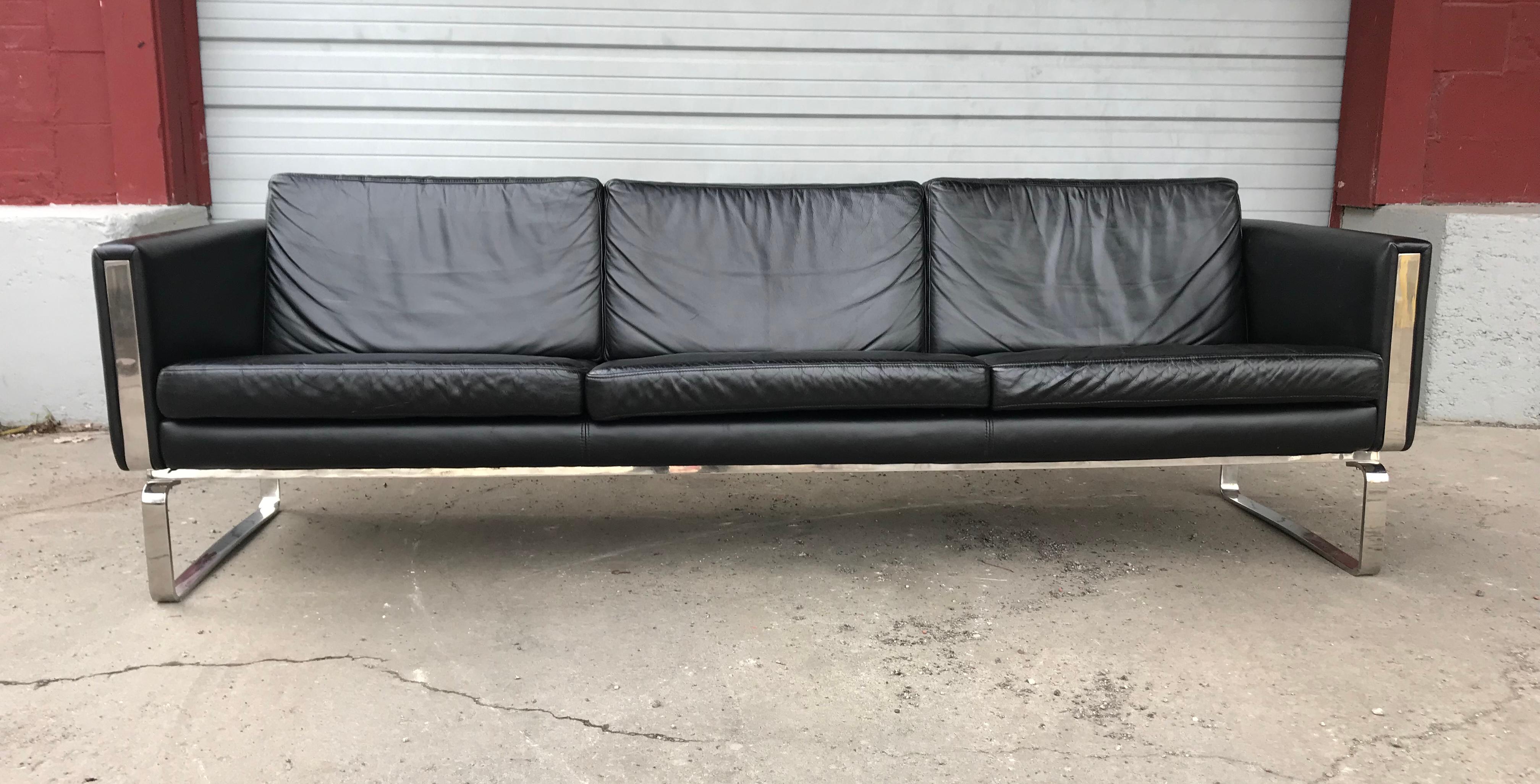 ch103 3-Seat Sofa Design Hans Wegner, 1970, Black Leather and Chromed Steel 1