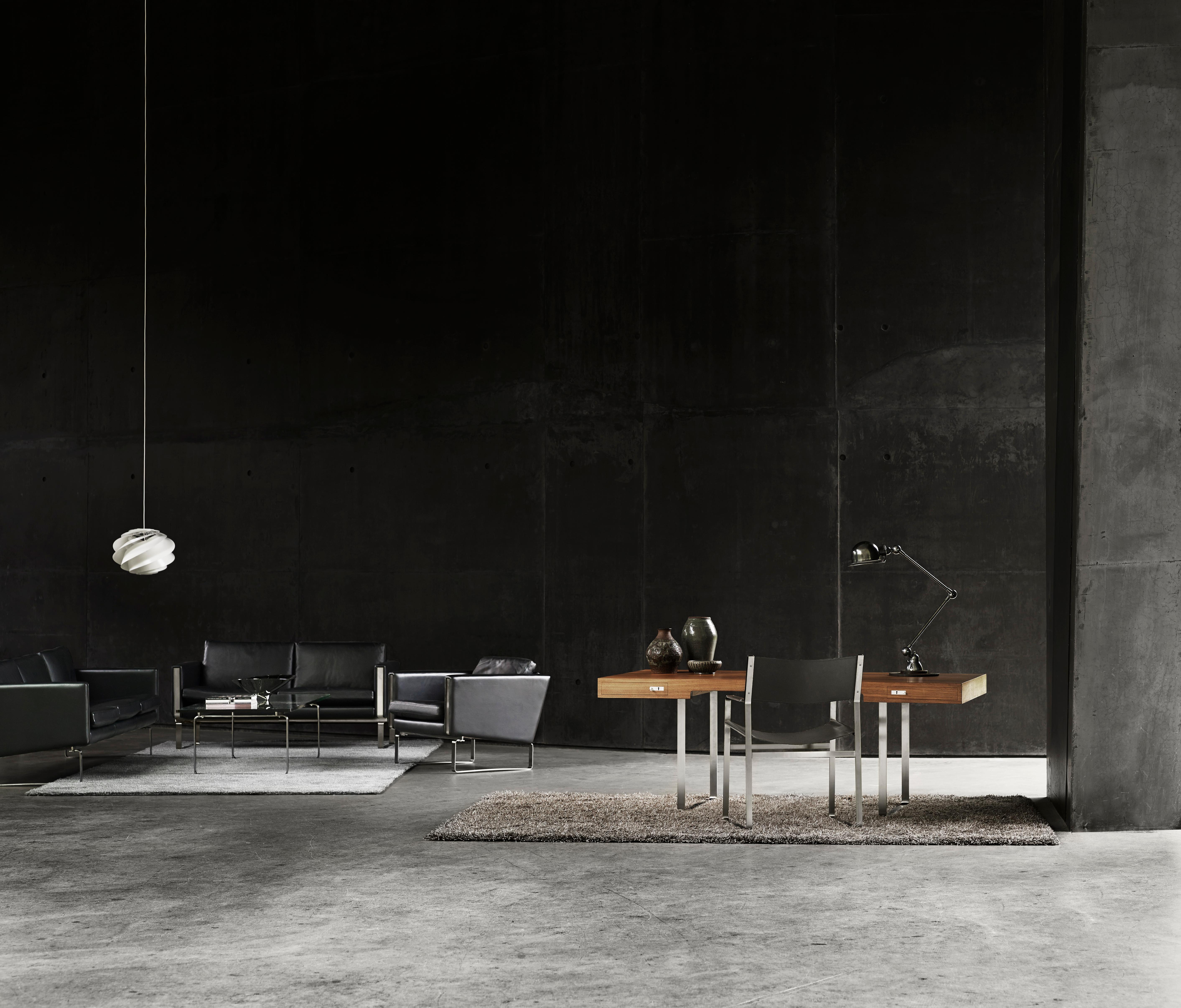CH103 3-Seat Sofa in Stainless Steel Frame with Leather Seat by Hans J. Wegner 5