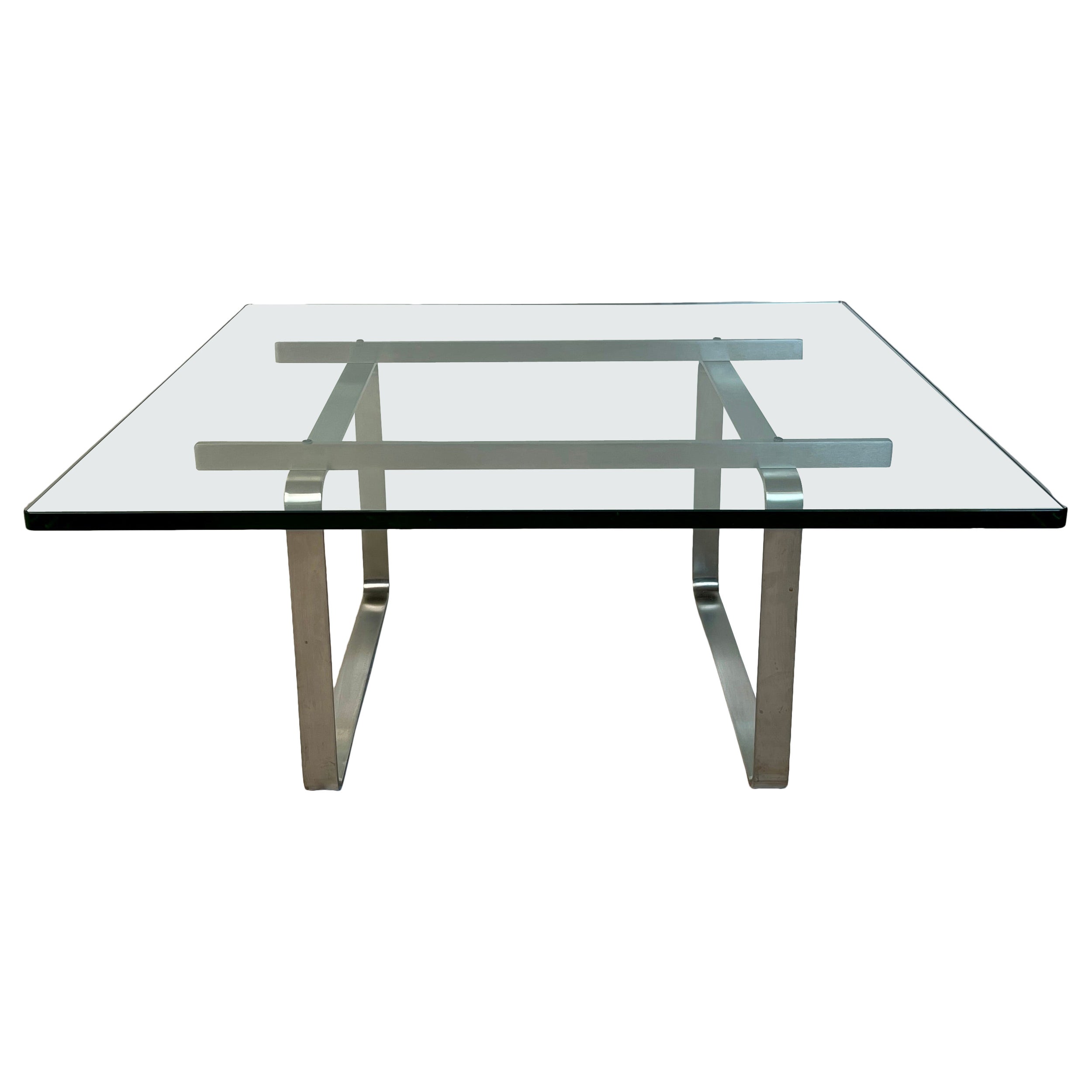 Tavolino CH106 disegnato da Hans J. Wegner per Carl Hansen & Søn in vendita