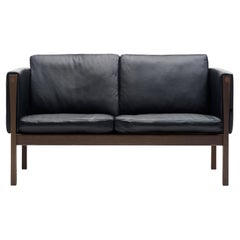 CH162 Sofa in Walnut Oil with Sif 98 Leather Upholstery by Hans J. Wegner