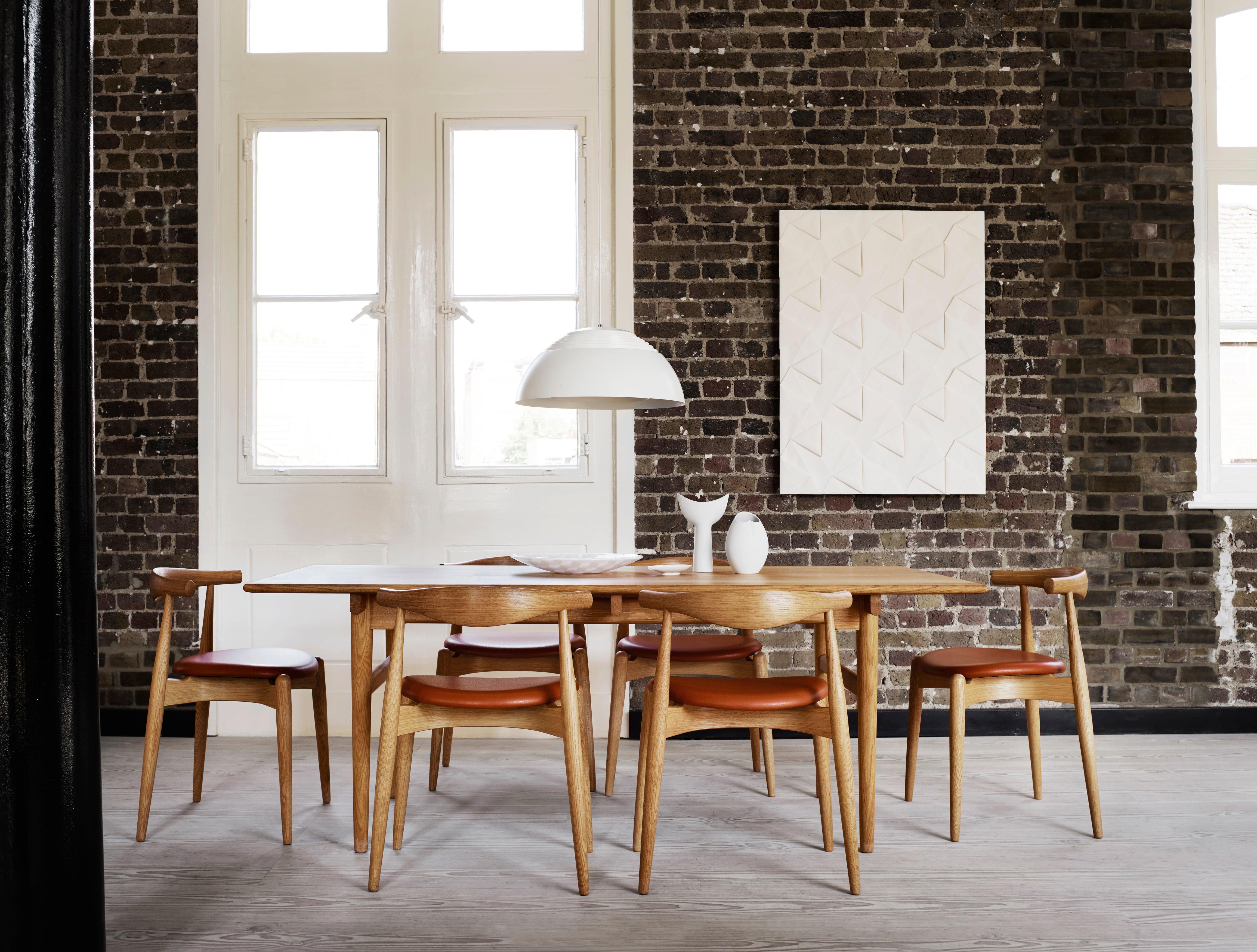 Modern CH20 Elbow Chair in Oiled Oak with Thor 300 Leather Seat by Hans J. Wegner