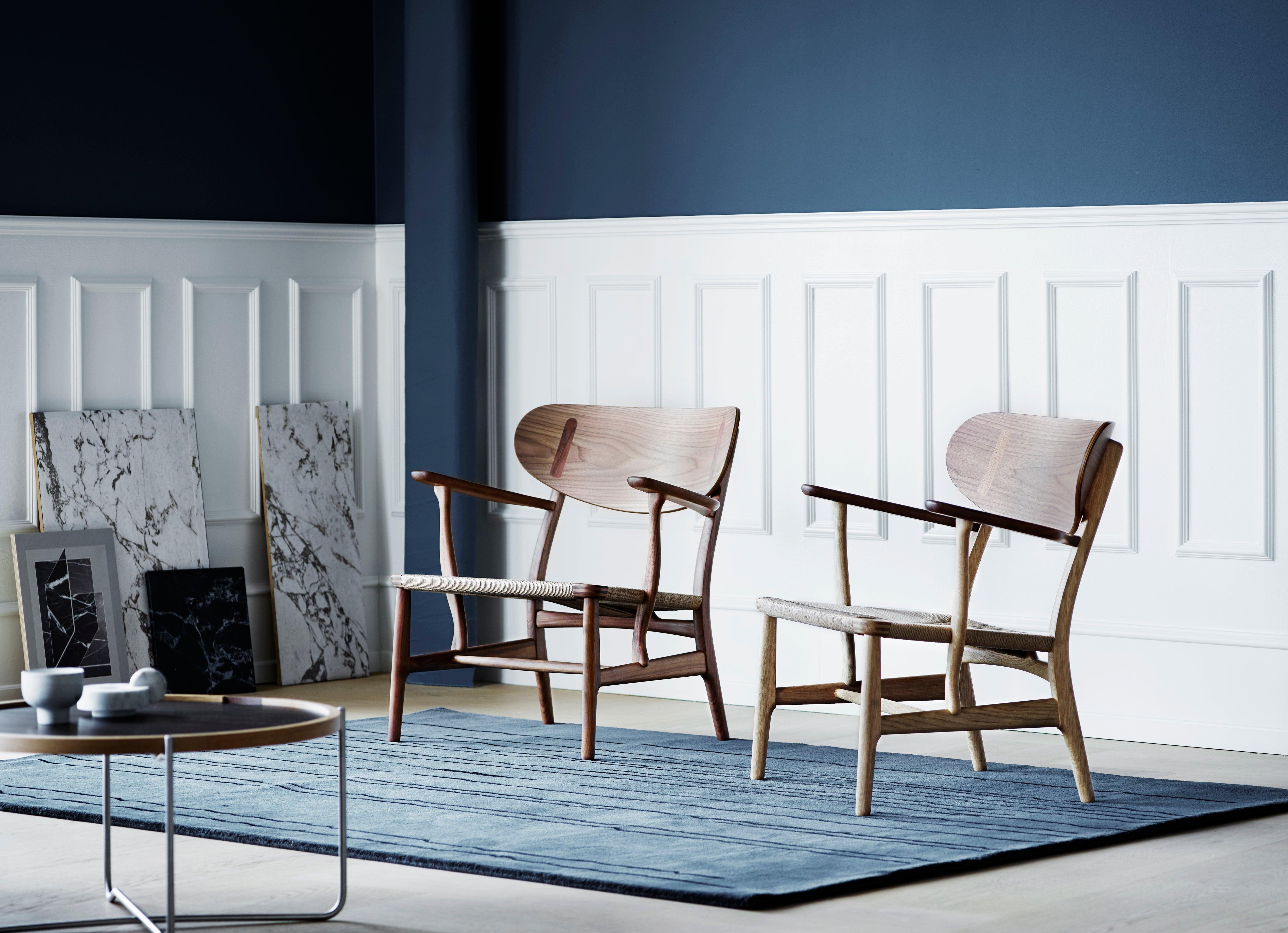 CH22 Lounge Chair in Walnut Oil with Natural Papercord Seat by Hans J. Wegner 3
