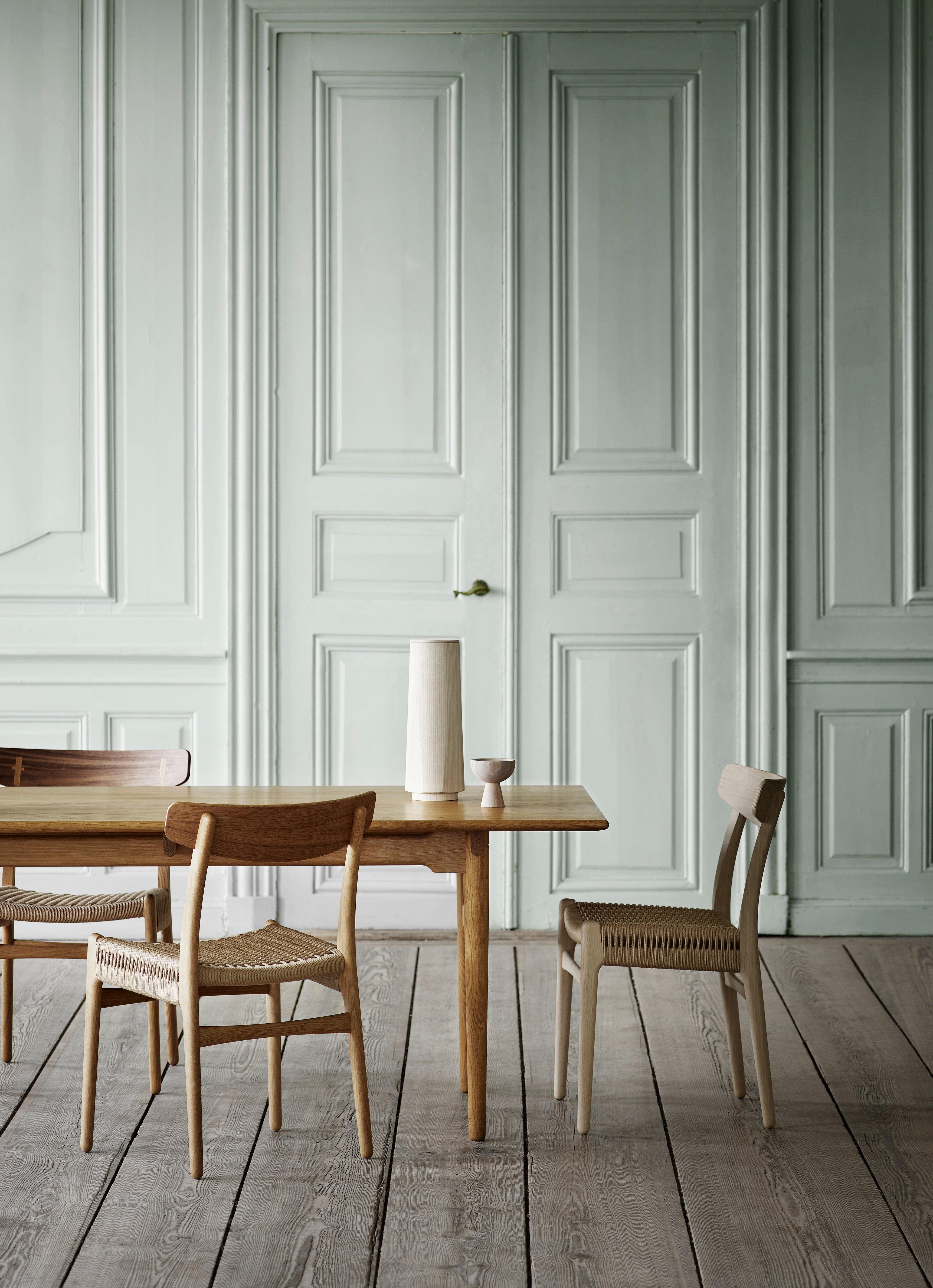 CH23 Dining Chair in Oak Painted Black & Natural Papercord by Hans J. Wegner 13