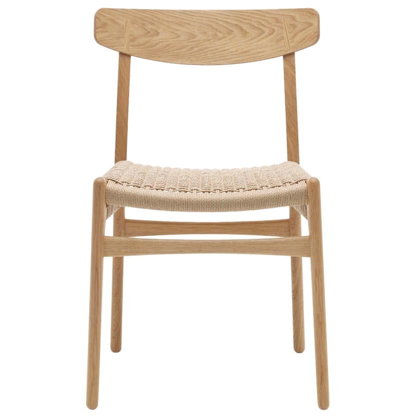 CH23 Dining Chair in Solid Oak by Hans J. Wegner for Carl Hansen 
Son For Sale
