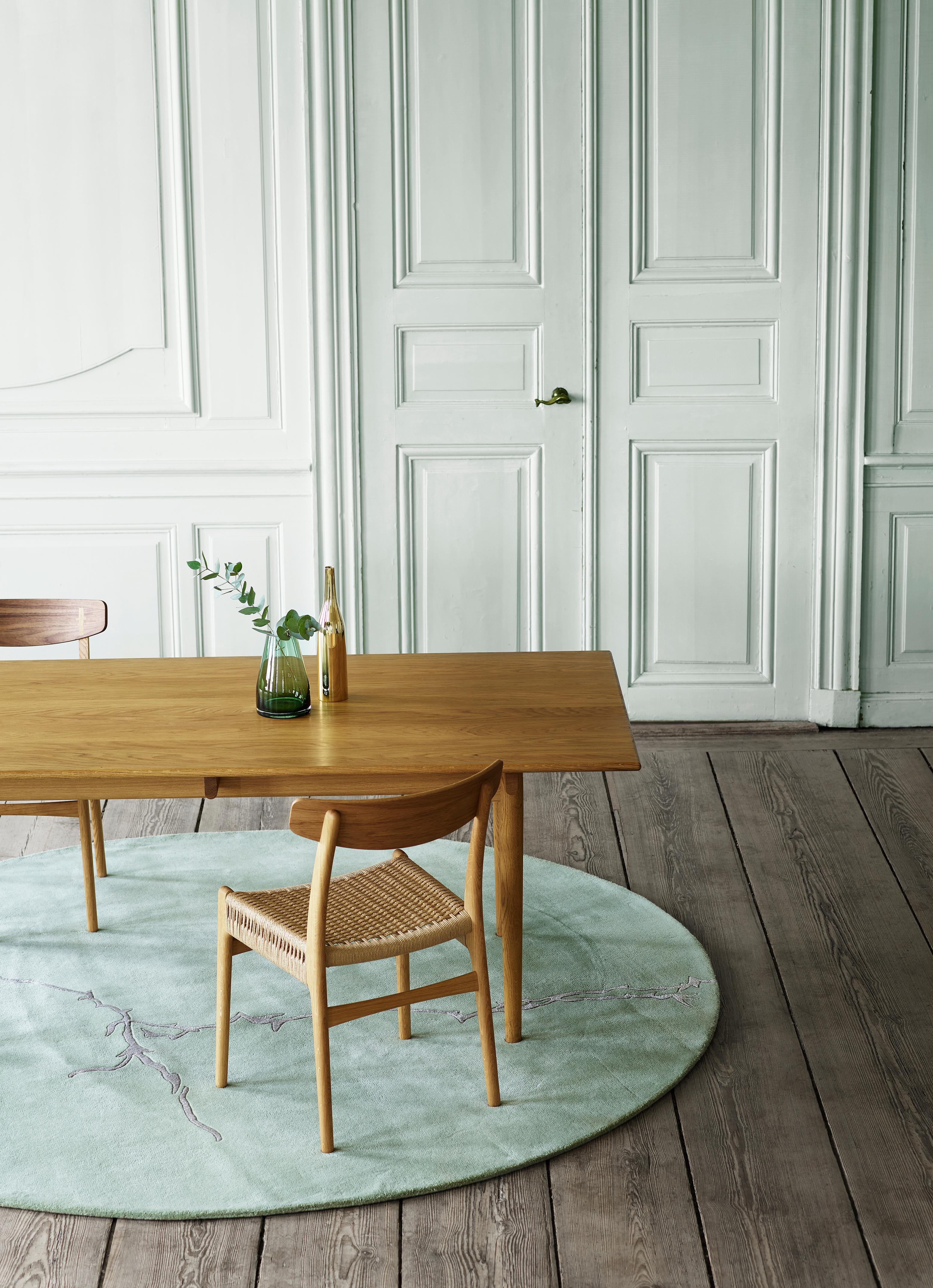 CH23 Dining Chair in Wood Finishes with Natural Papercord Seat by Hans J. Wegner 22