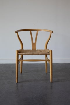 Sedia CH24 "Wishbone" di Hans J. Wegner per Carl Hansen & Søn, anni '60
