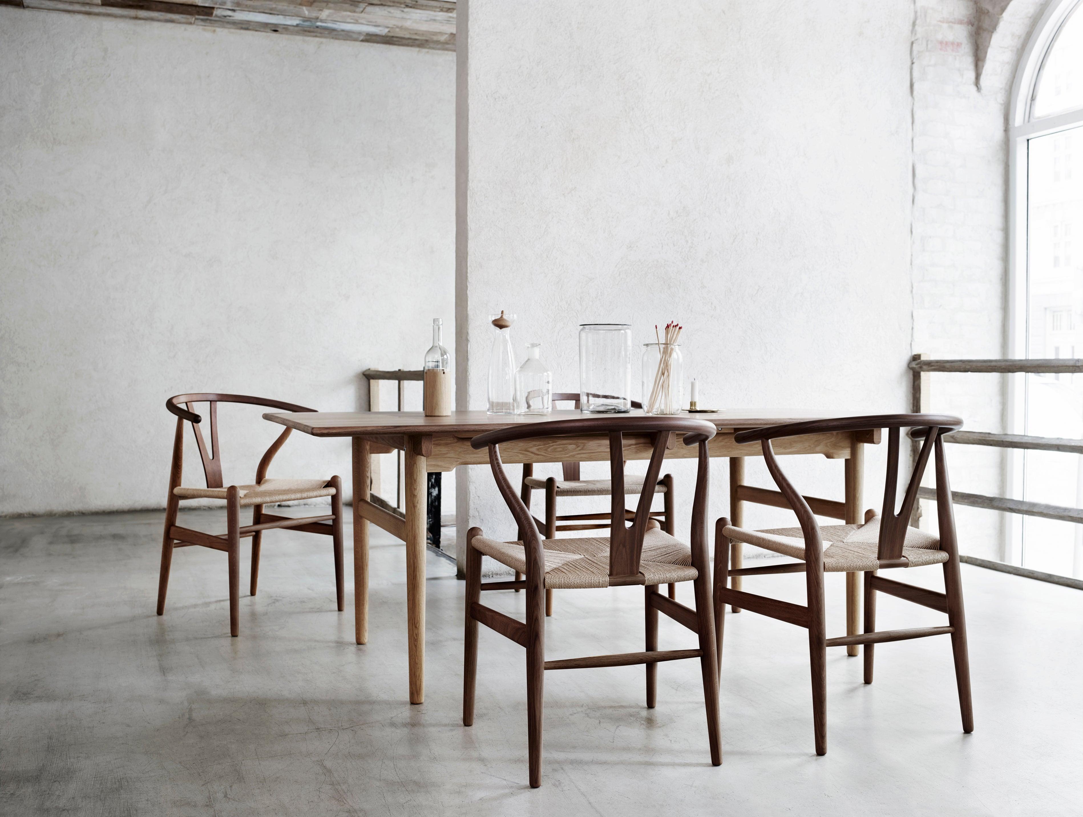 CH24 Wishbone Chair in Beech Lacquer with Black Papercord Seat by Hans J. Wegner 6