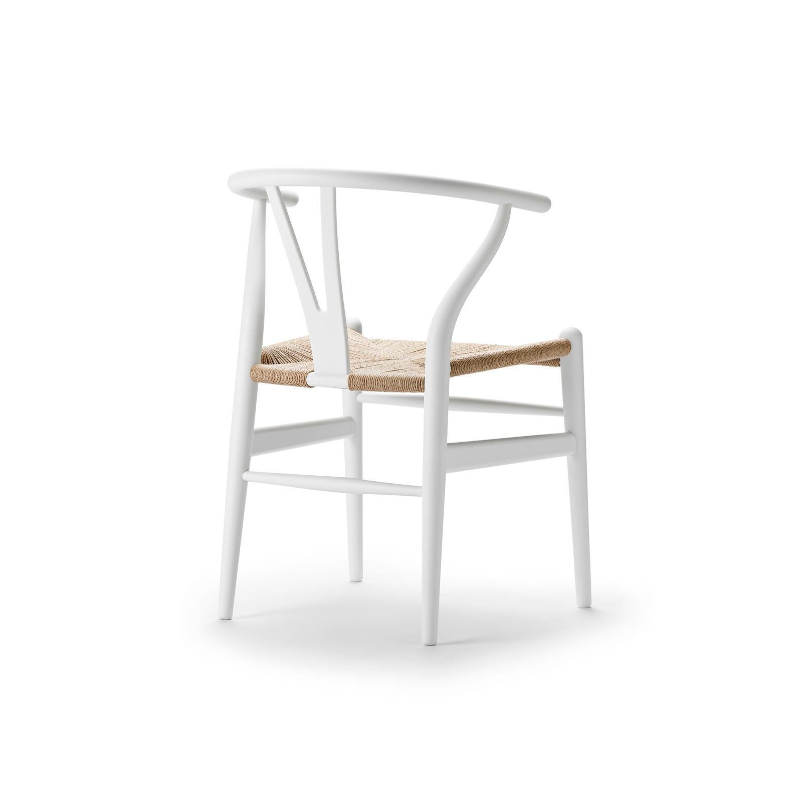 Mid-Century Modern CH24 Wishbone Chair in Beech Wood with Soft White Finish and Natural Papercord For Sale