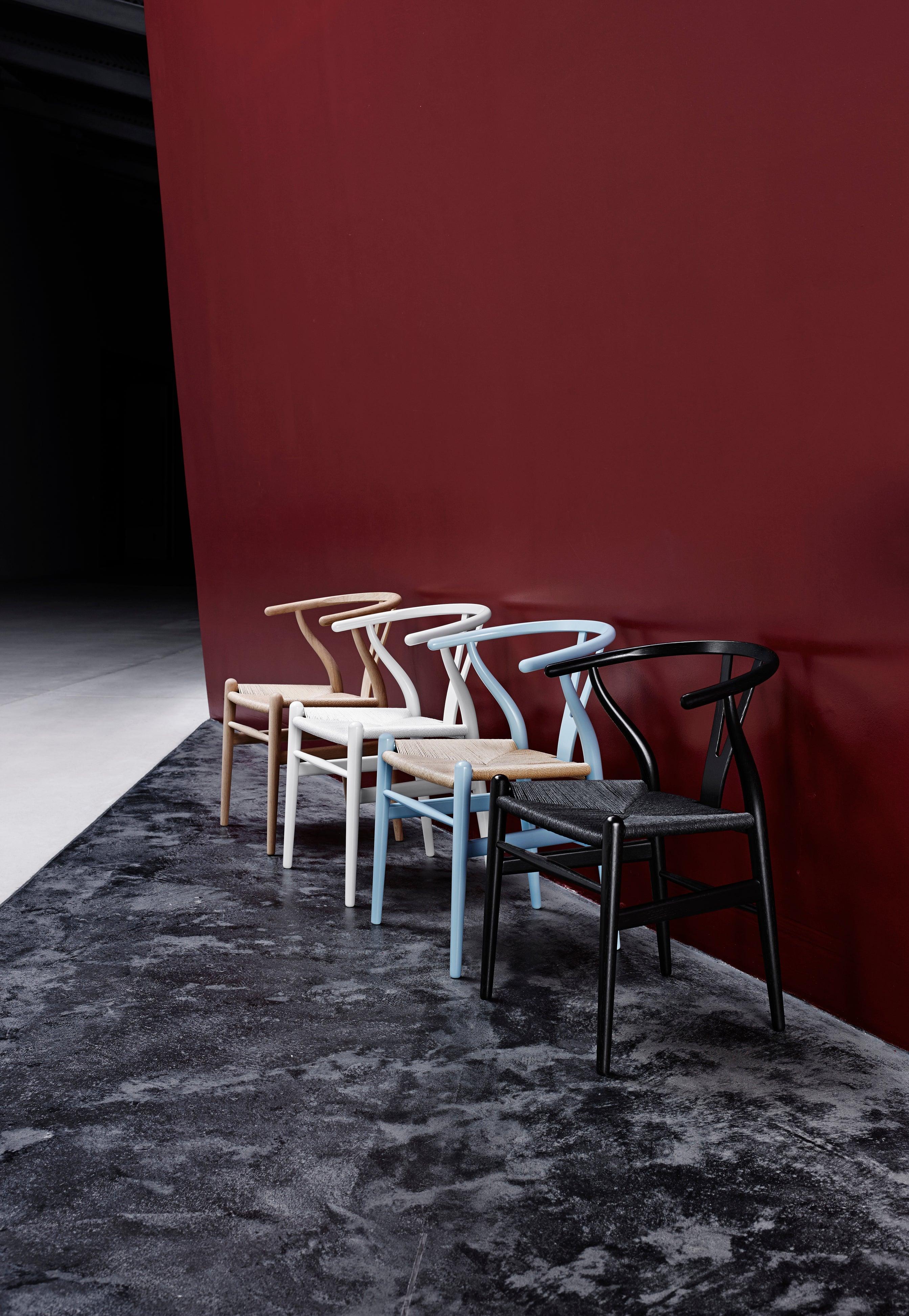 CH24 Wishbone Chair in Natural White with Black Papercord Seat by Hans Wegner 2