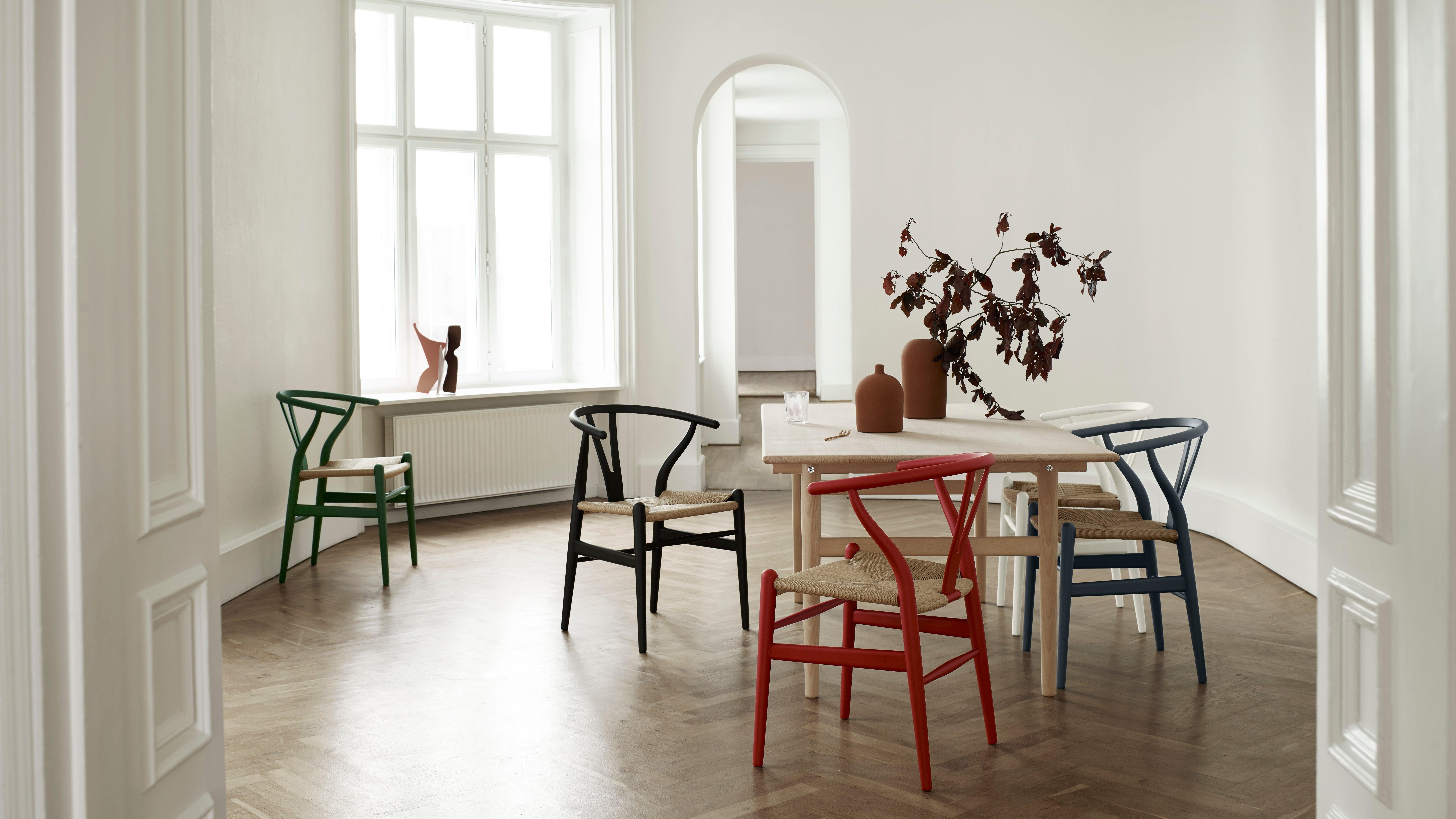 Chaise CH24 Wishbone de Hans J. Wegner, de couleur noire douce Neuf à Burlington, NJ