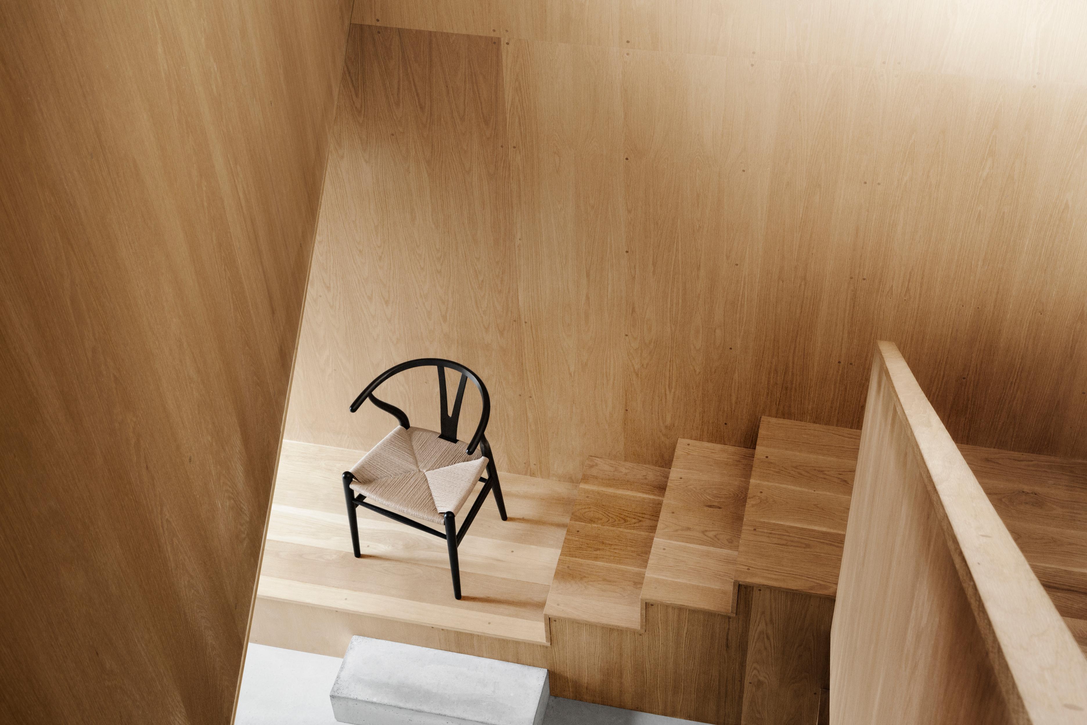 CH24 Wishbone Chair in Wood Finishes with Black Papercord Seat by Hans J. Wegner 28