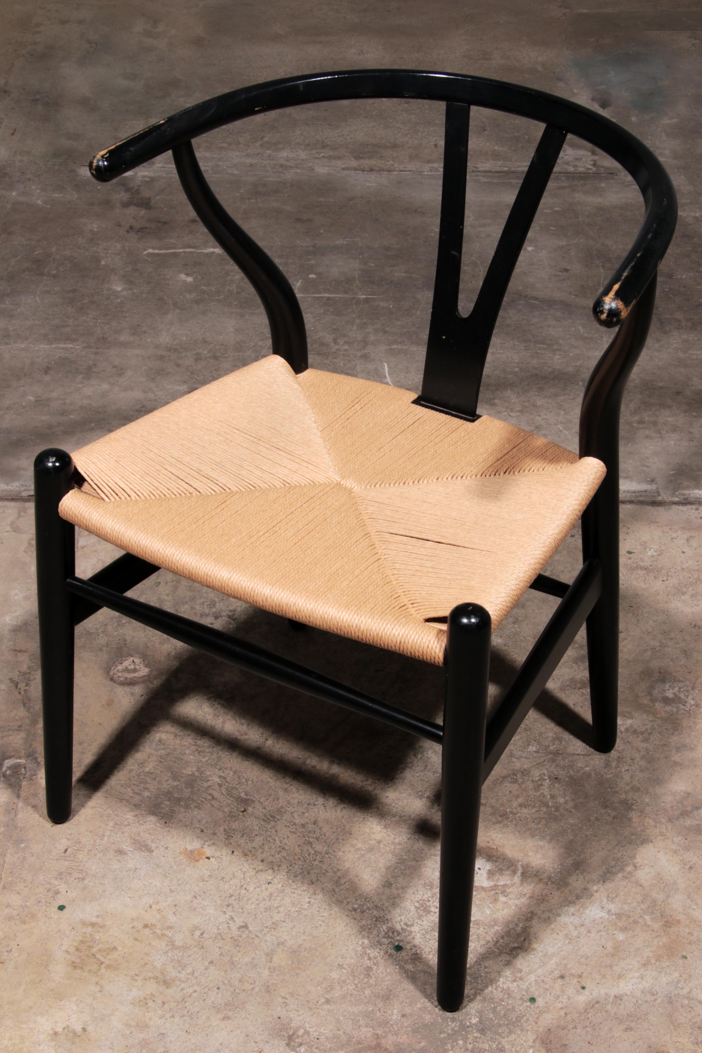 Scandinavian Modern Wishbone Chairs by Hans J. Wegner model CH 24 from Carl Hansen, 1960