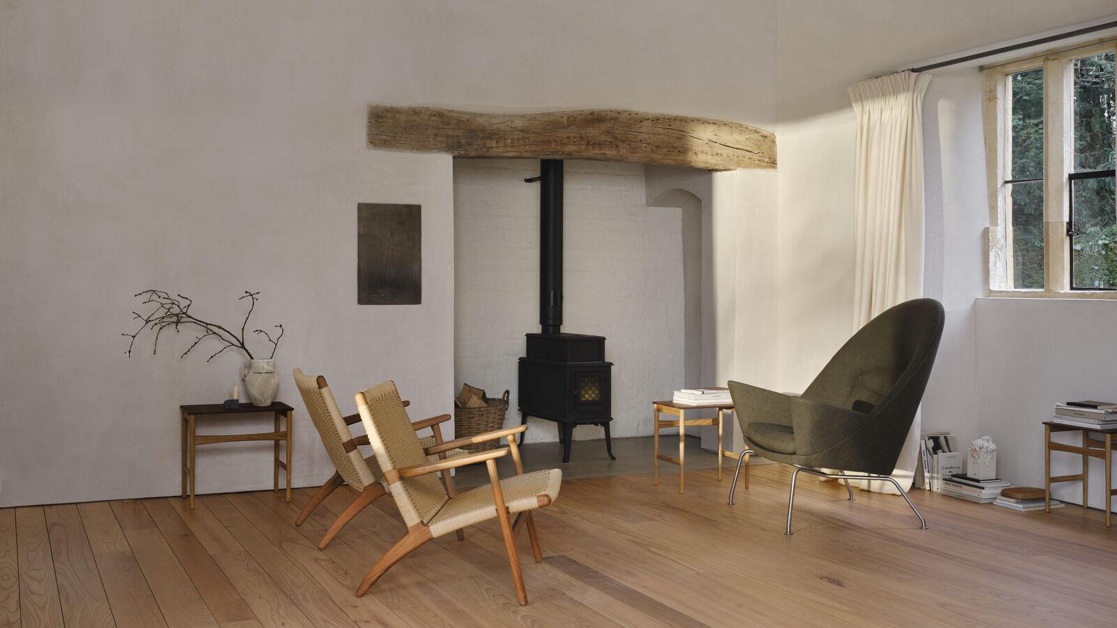 CH25 Easy Chair aus Nussbaumholz mit Öloberfläche und natürlicher Papierkordel *Quickship* (21. Jahrhundert und zeitgenössisch) im Angebot