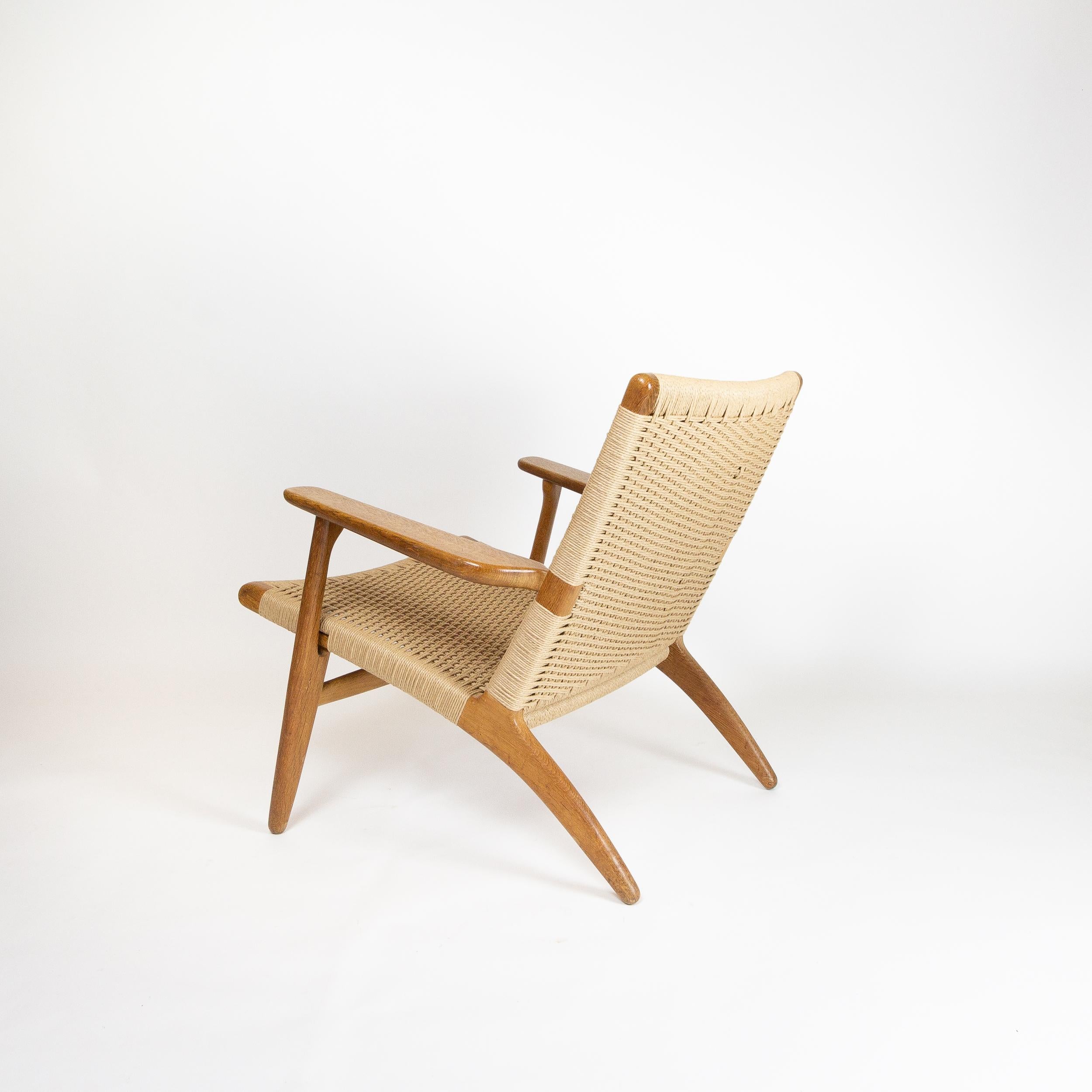 Danish CH25 Lounge Chair by Hans Wegner