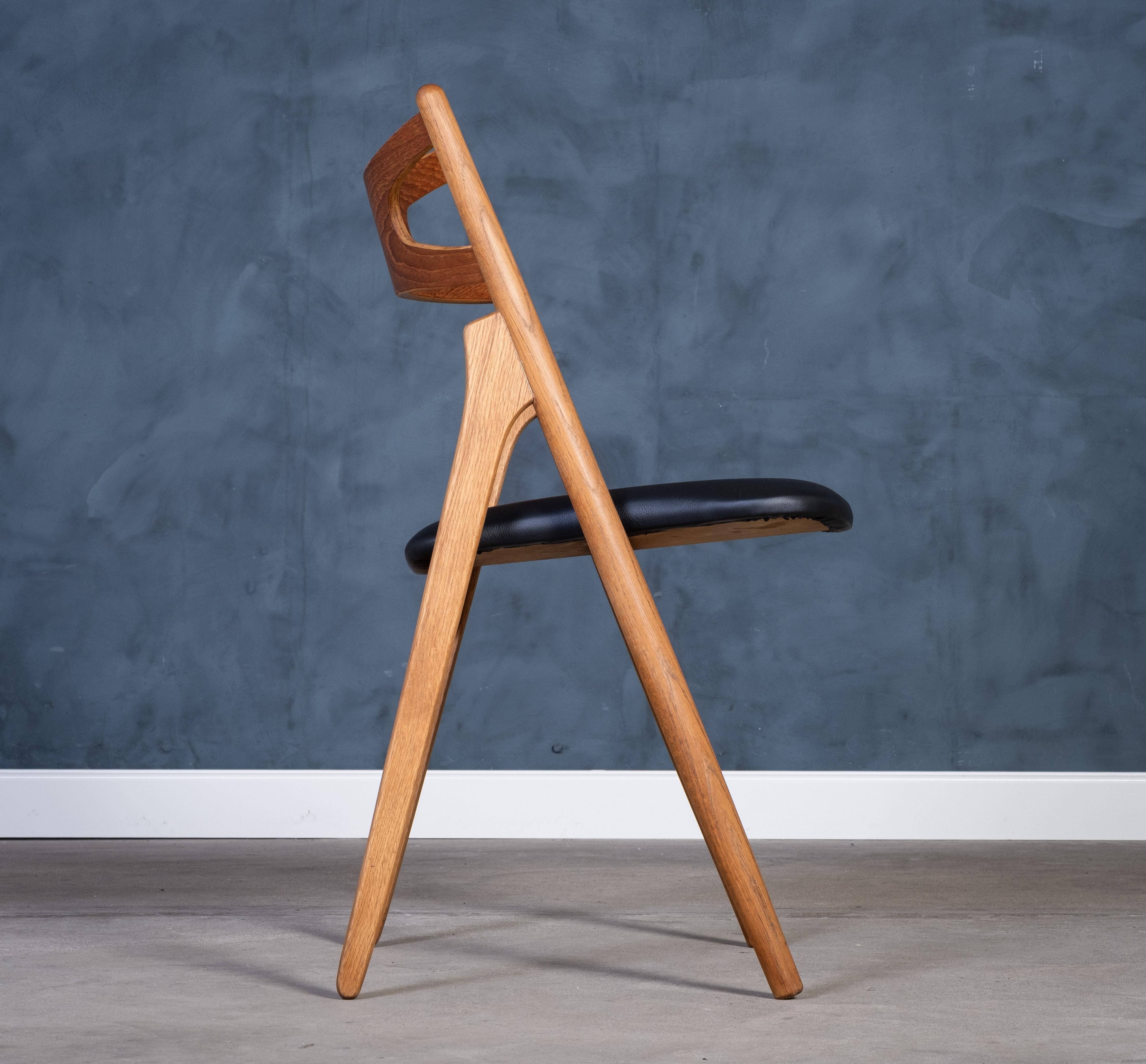 CH29 Sawbuck Chair von Hans J. Wegner für Carl Hansen & Søn, 1960er Jahre (Leder) im Angebot