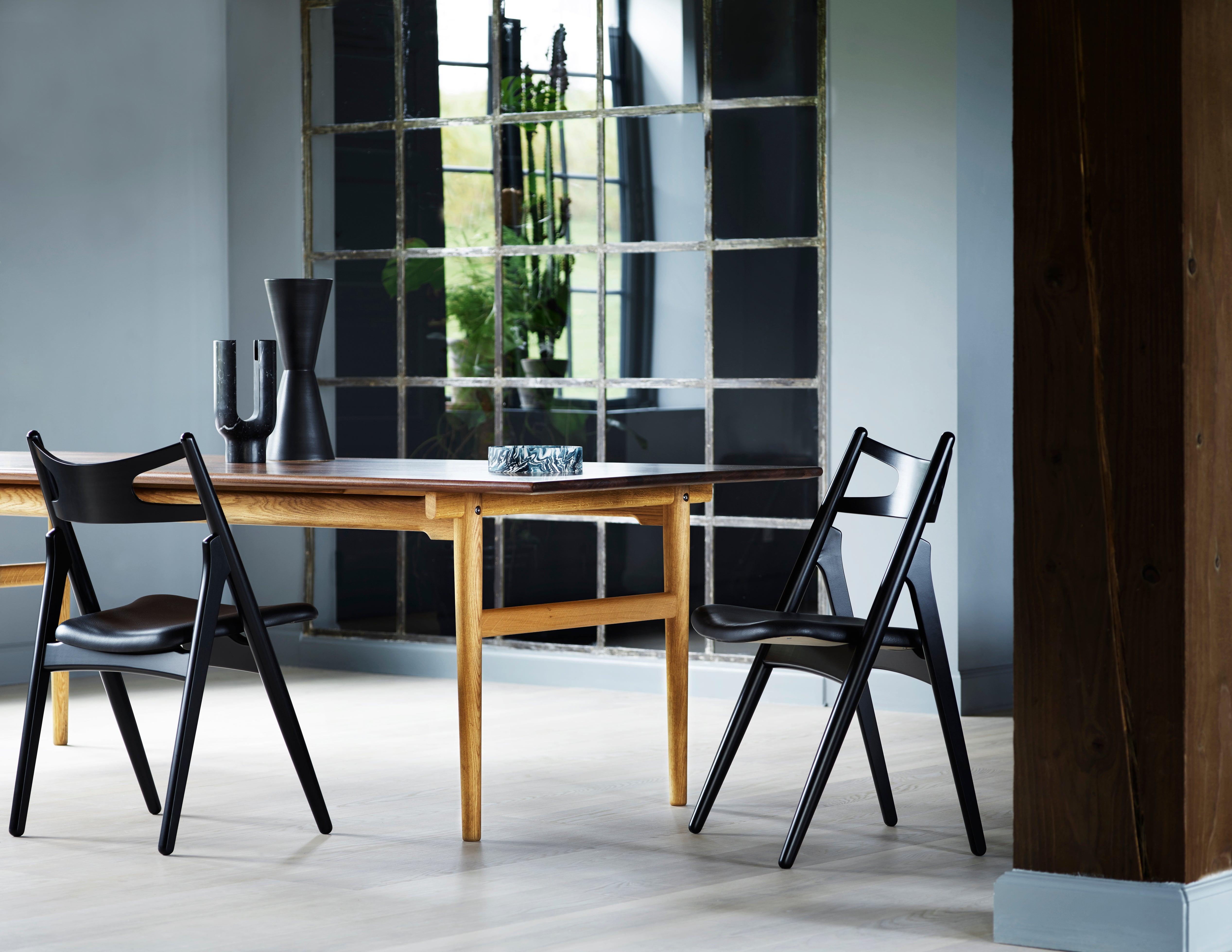 Contemporary CH29P Sawbuck Chair in Oak Painted Black & Thor 301 Leather by Hans J. Wegner