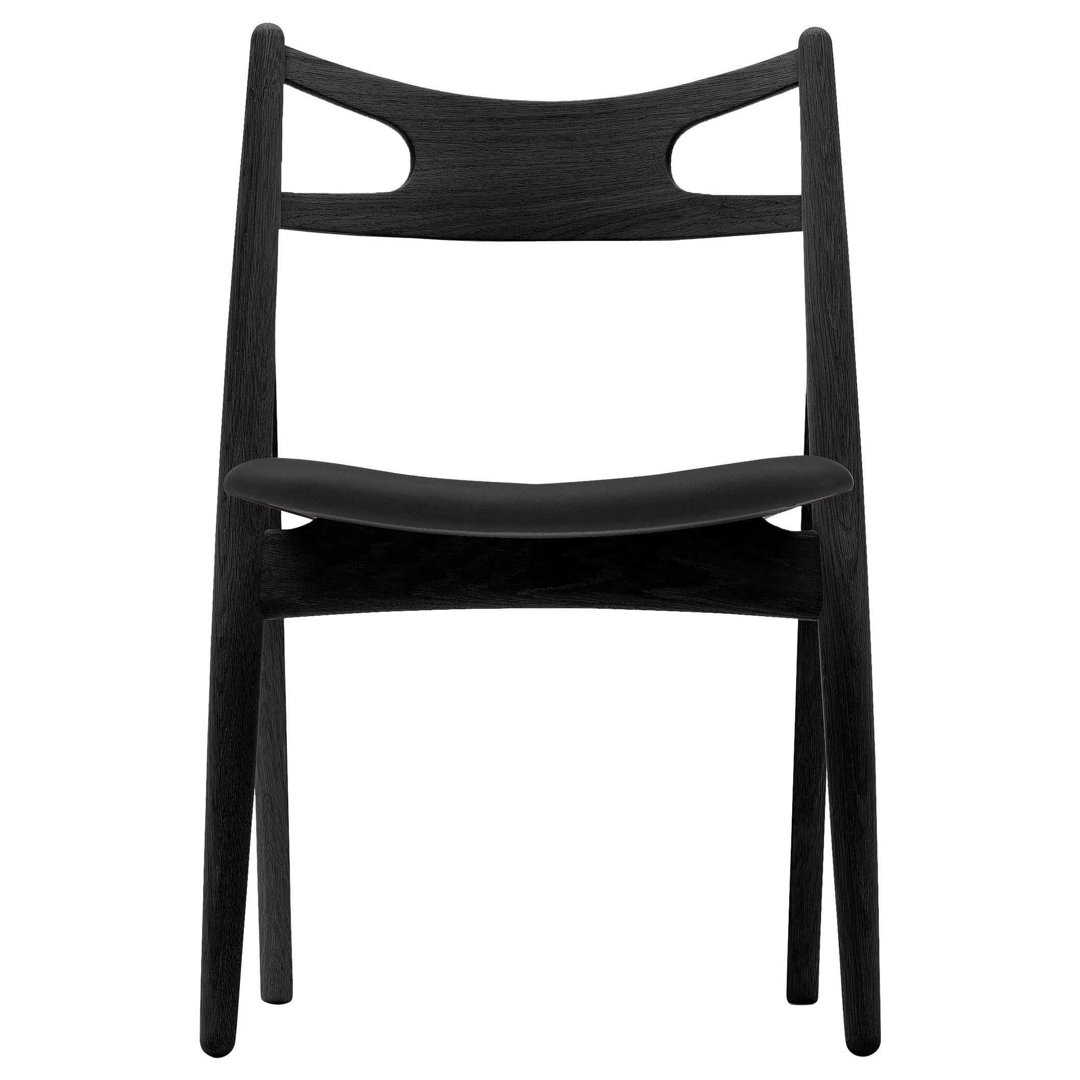 CH29P Sawbuck Chair in Oak Painted Black & Thor 301 Leather by Hans J. Wegner