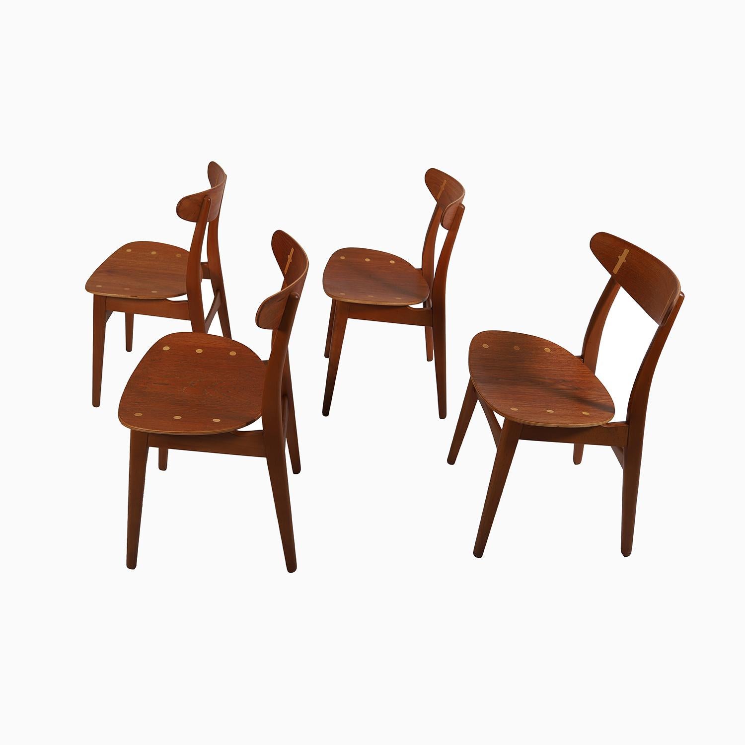 CH30 Esstischstühle von Hans J. Wegner (Geölt) im Angebot
