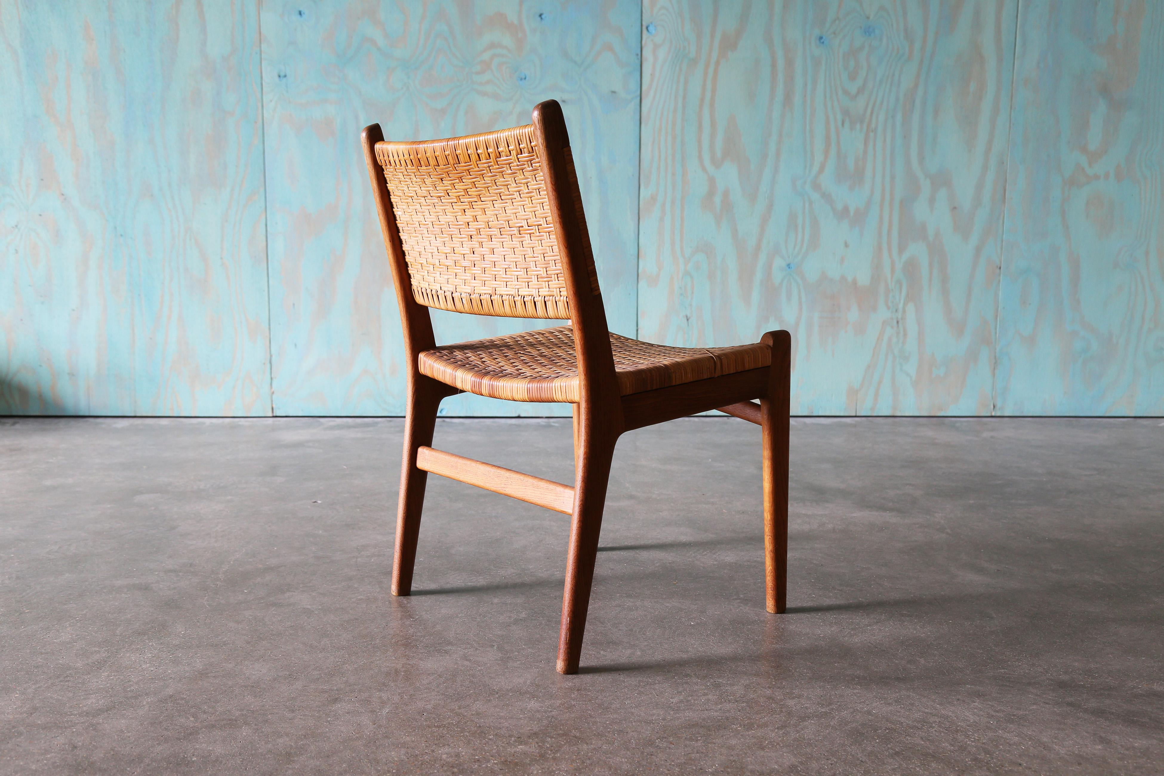 Metà XX secolo CH31 Chair by Hans J. Wegner for Carl Hansen and Son Danish Modern in vendita
