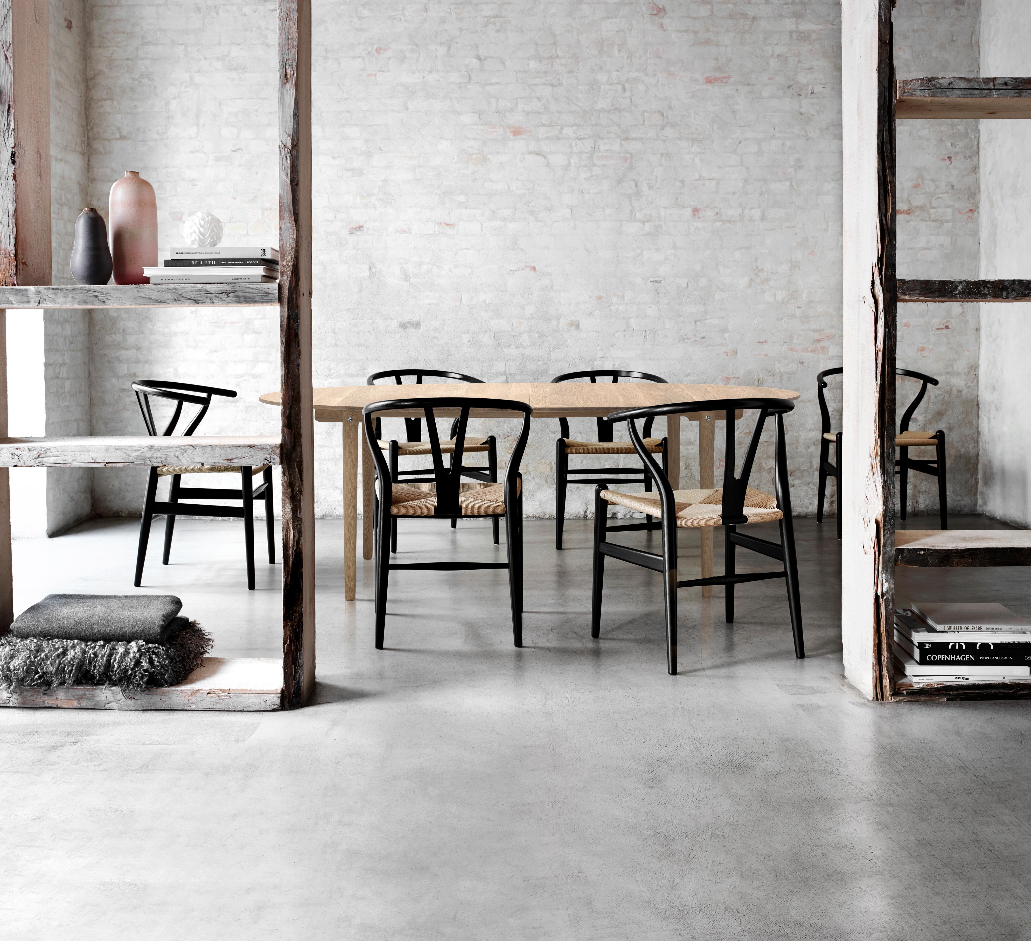 CH338 Dining Table in Wood Finish by Hans J. Wegner 3