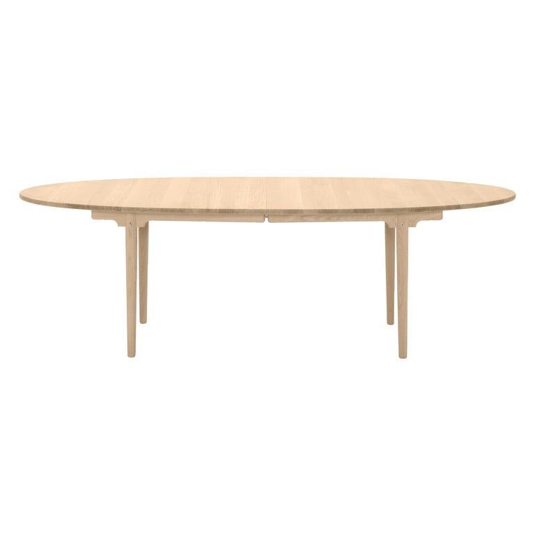 Twisted sig selv camouflage CH339 Dining Table in Oak Oil by Hans J. Wegner For Sale at 1stDibs